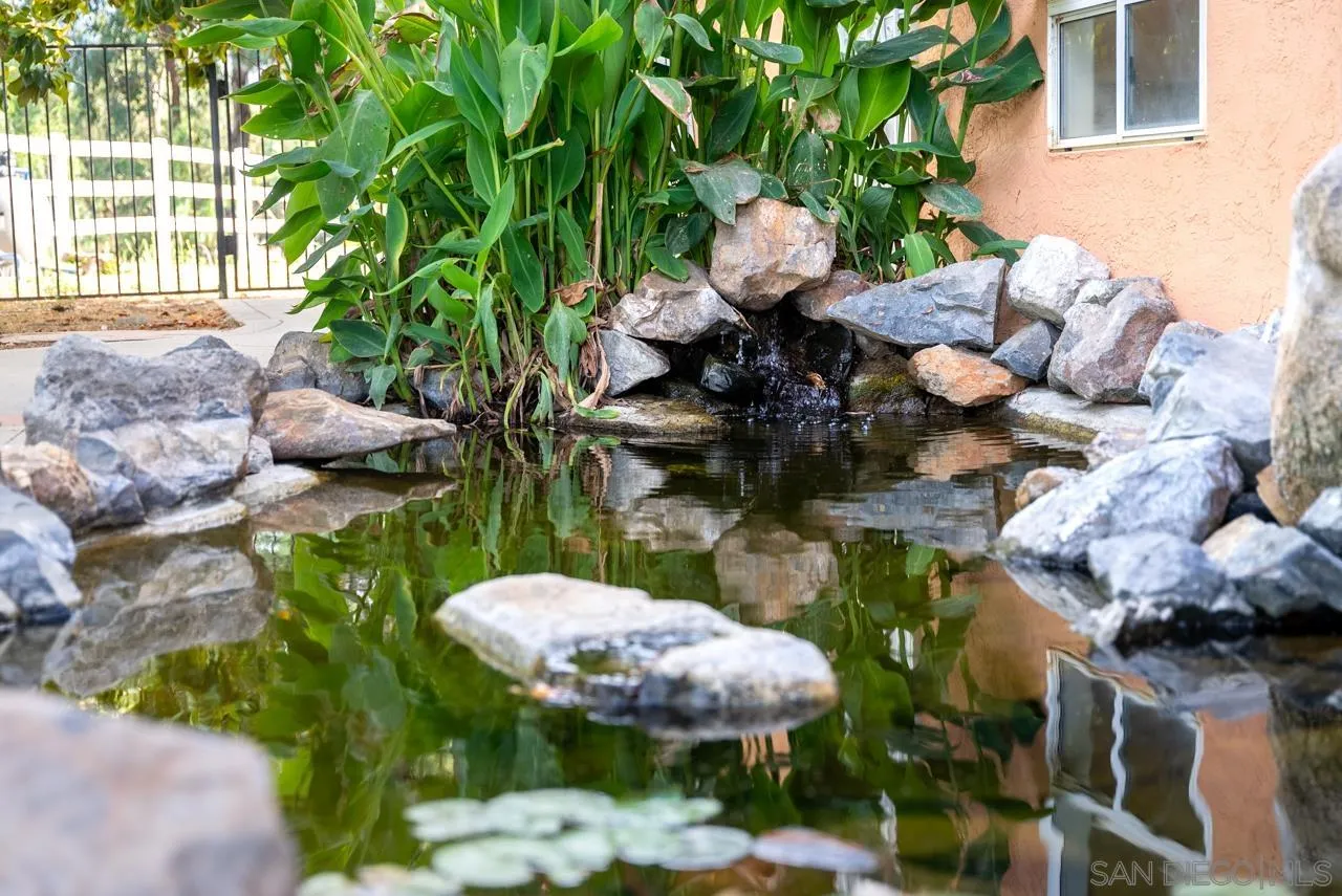 https://cdn.realtyfeed.com/cdn/127/250036644/698b3d675e07597f1f5ce129ae2ed47d.webp