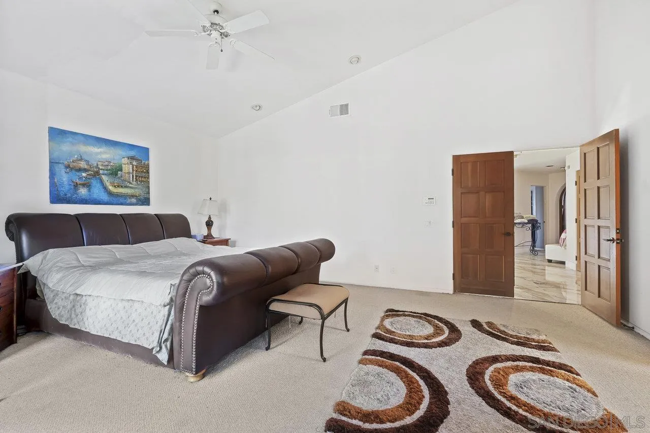 https://cdn.realtyfeed.com/cdn/127/250036645/50de6aaedf34520f06b9c54f9c18830f.webp
