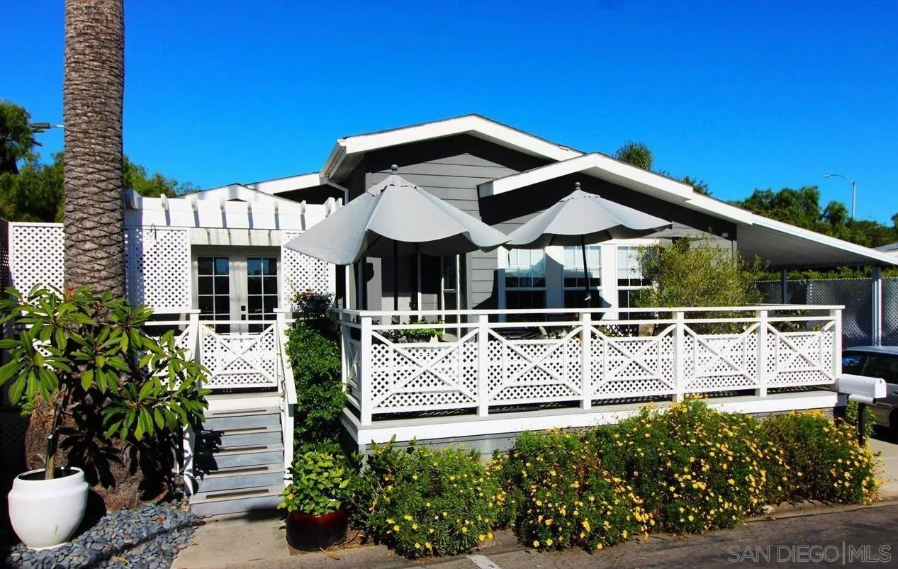 https://cdn.realtyfeed.com/cdn/127/250036646/662517b2a376b6058a7e100fd8dcad8d.webp