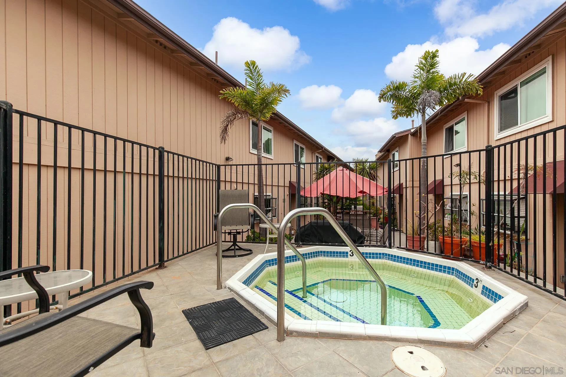 https://cdn.realtyfeed.com/cdn/127/250036650/69b16e87c49da55ad1cb5e15bfaa2ebc.webp