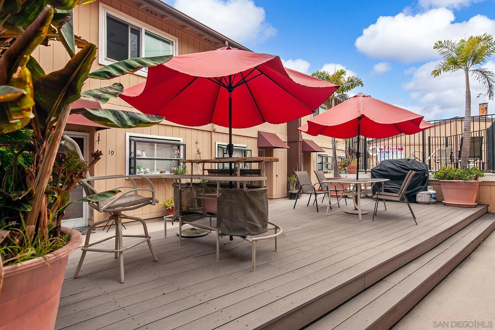https://cdn.realtyfeed.com/cdn/127/250036650/b62bae6e89d6474cac45a6973cbd96ff.webp
