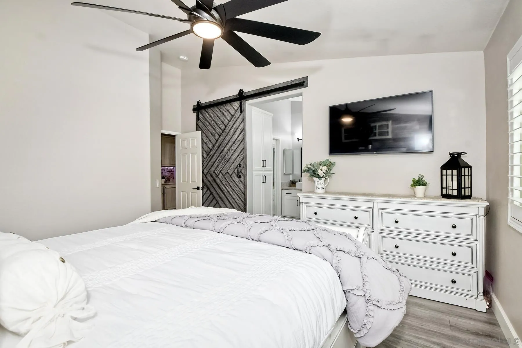 https://cdn.realtyfeed.com/cdn/127/250036652/7789fc2373808477a85054f9403384e3.webp