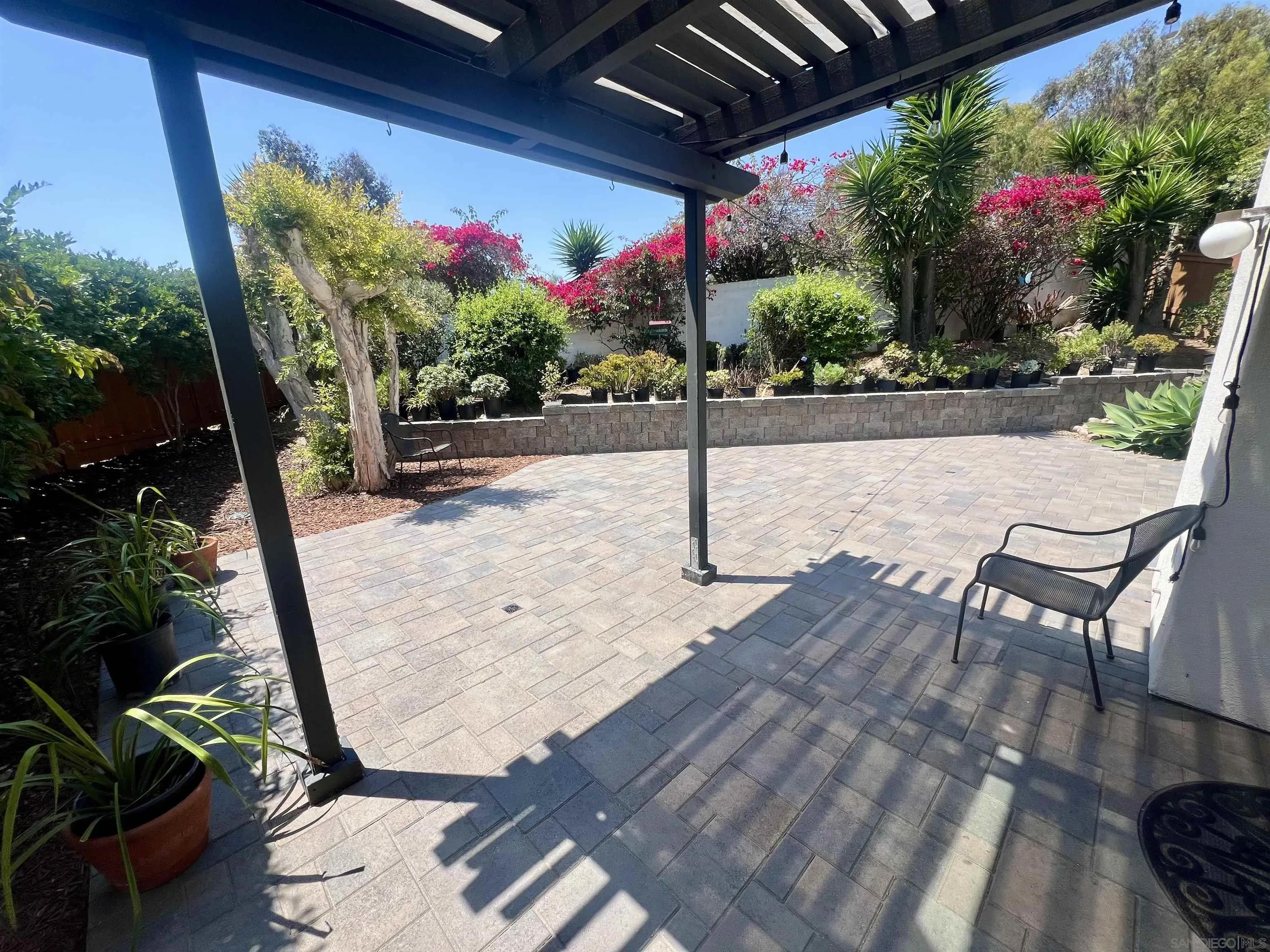 https://cdn.realtyfeed.com/cdn/127/250036654/2684390f92184464e9cf66a39350fdfe.webp