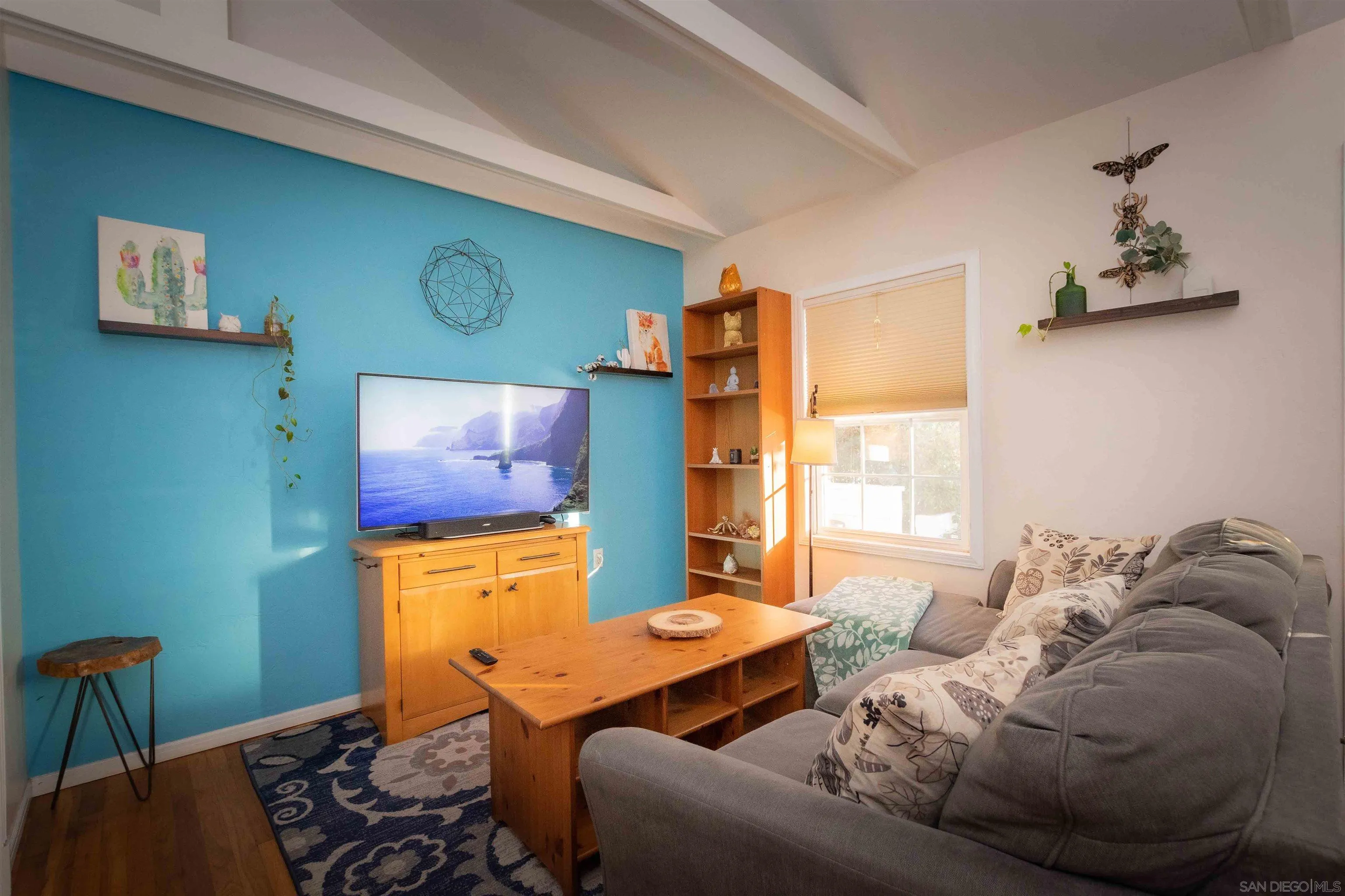 https://cdn.realtyfeed.com/cdn/127/250036655/4adaf5fca9ec2b315bb5dfb378815d3f.webp