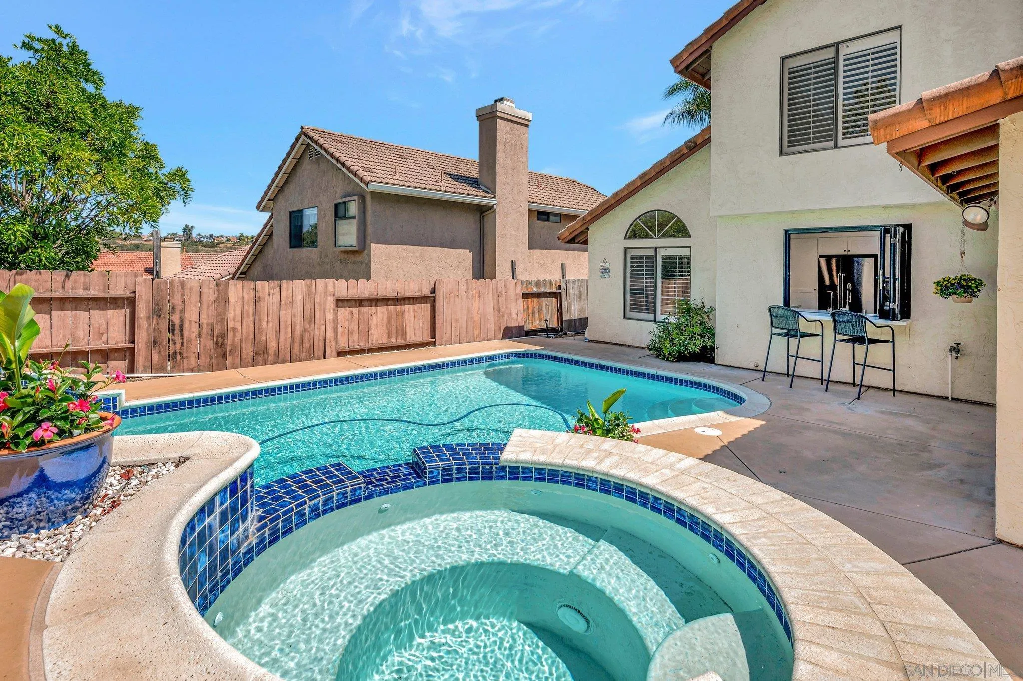 https://cdn.realtyfeed.com/cdn/127/250036661/92675c2cfdc6af6ab1b83b616f6abb0d.webp