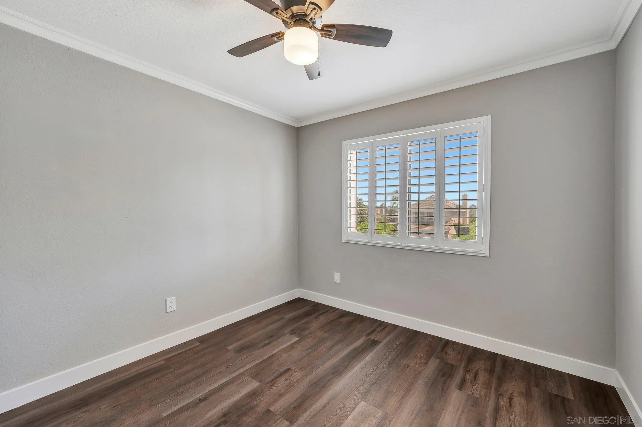 https://cdn.realtyfeed.com/cdn/127/250036661/e016bfde7fe955b1d2fe7fffc05d8c40.webp