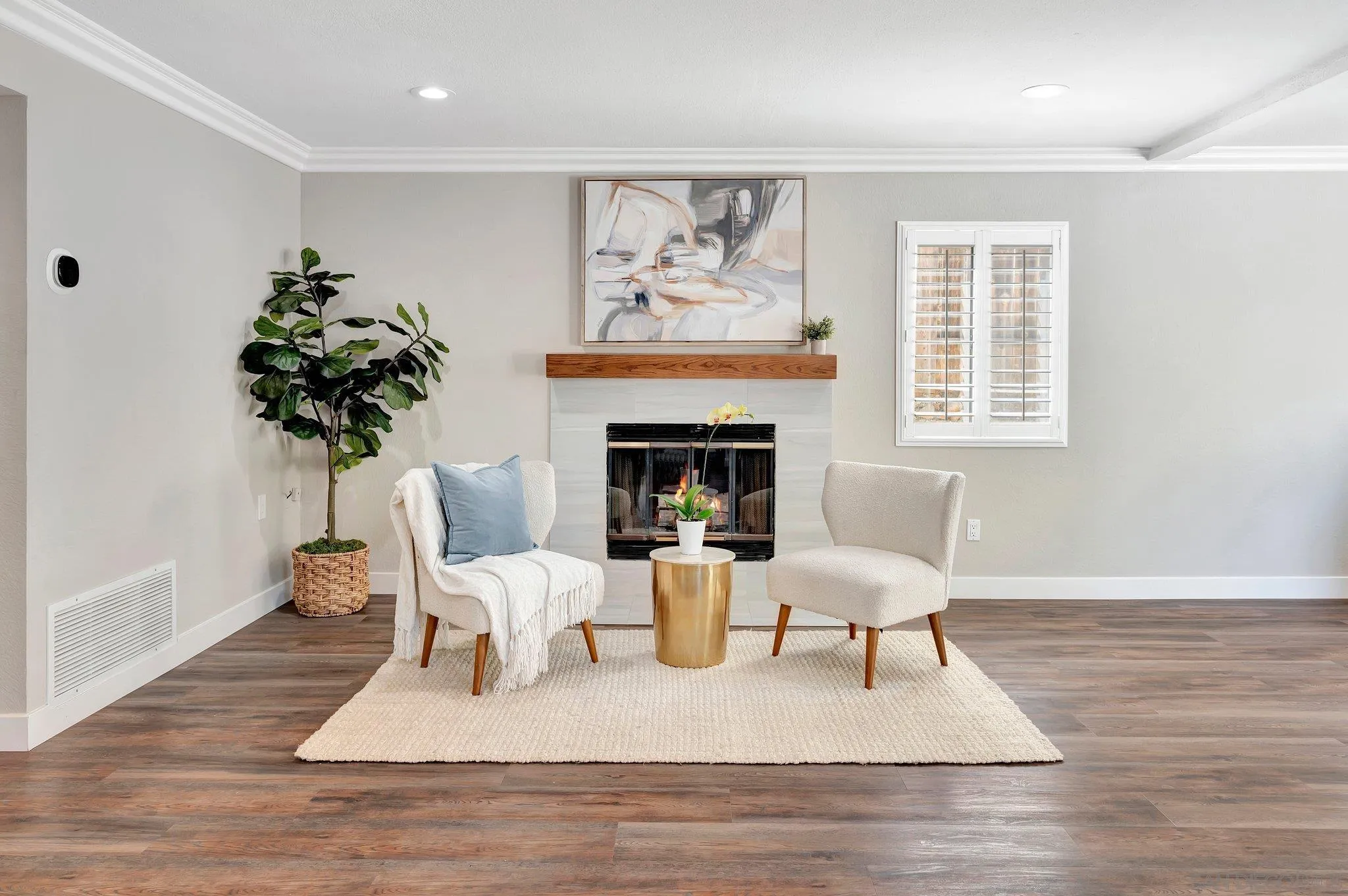 https://cdn.realtyfeed.com/cdn/127/250036661/f838759b90b2b67bdb1df3718343d8d8.webp