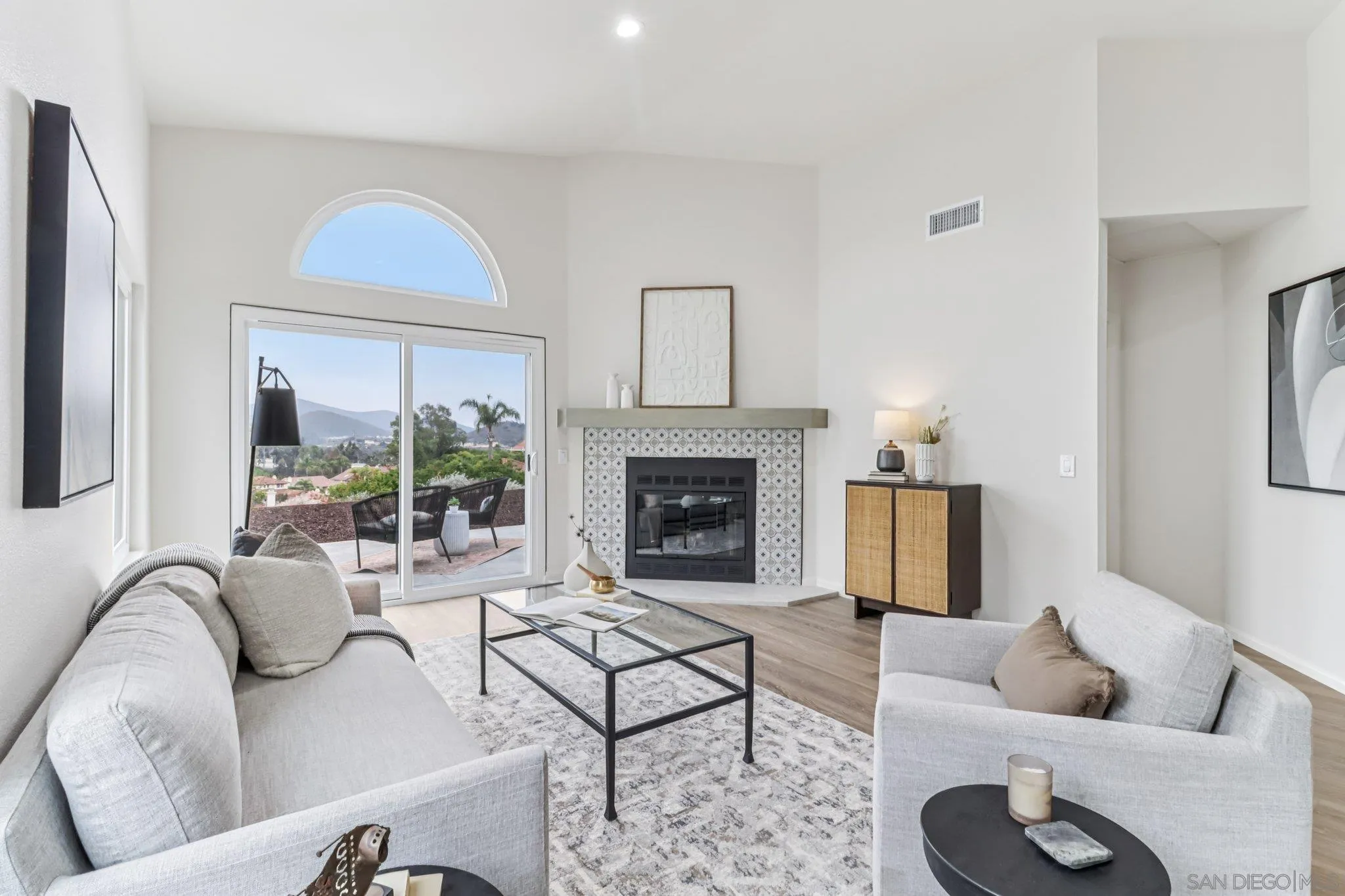 https://cdn.realtyfeed.com/cdn/127/250036662/b5054e459232a5030e097b7e0934f2d3.webp