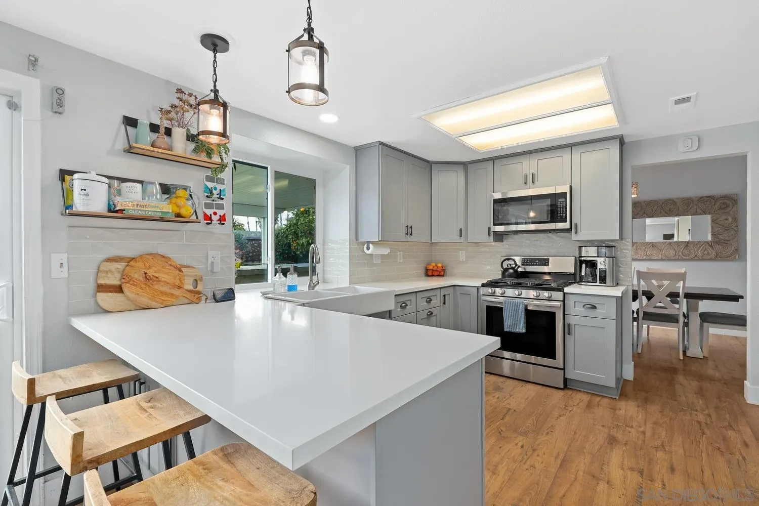 https://cdn.realtyfeed.com/cdn/127/250036664/89c33b0e7640d2c0bb14cc46def089f2.webp