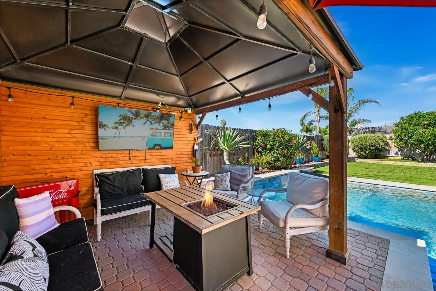https://cdn.realtyfeed.com/cdn/127/250036664/95df1ecae771e4f105ccfa3bc4b98d84.webp