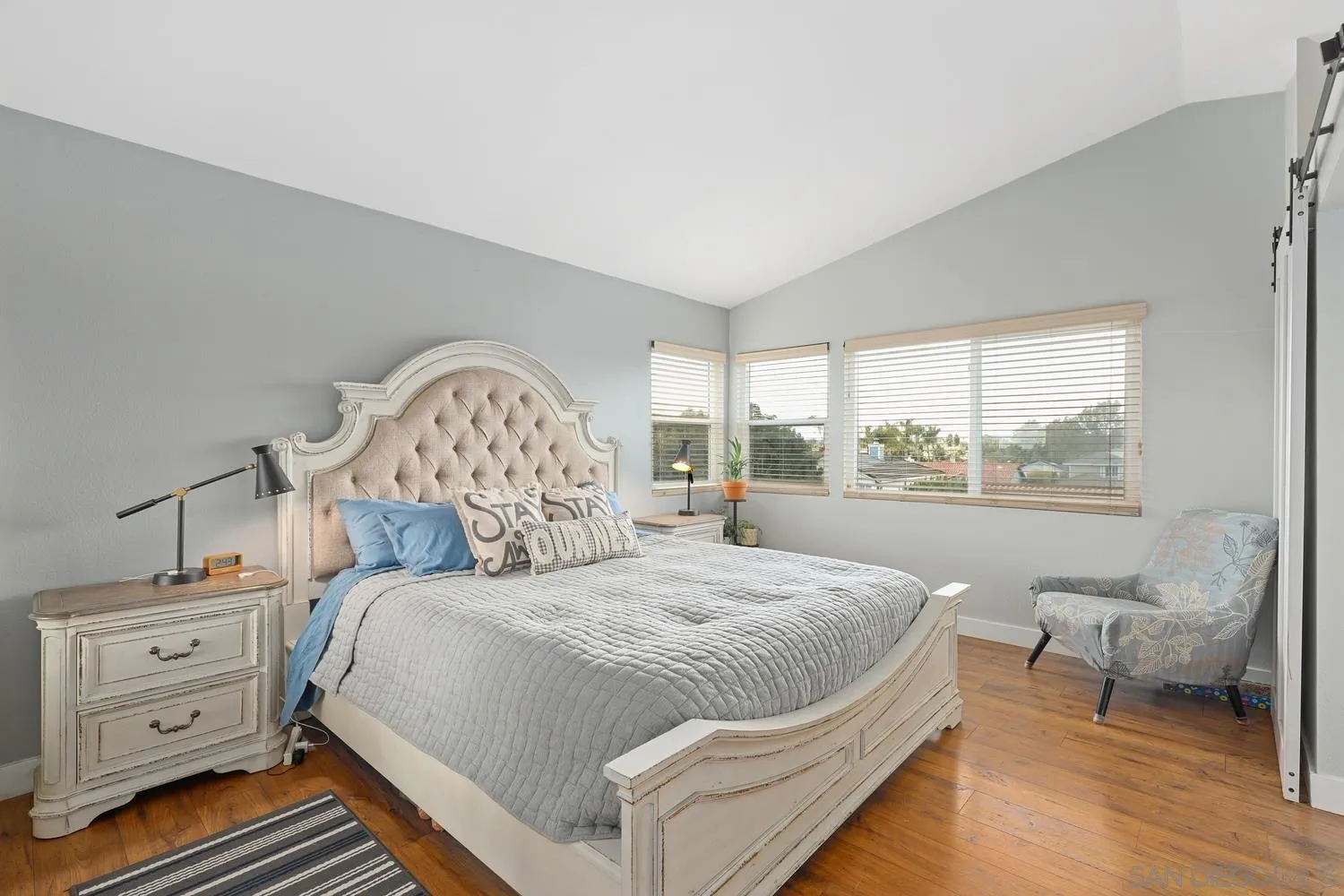 https://cdn.realtyfeed.com/cdn/127/250036664/fce8969b2614b3a7dca0fa24582a0071.webp
