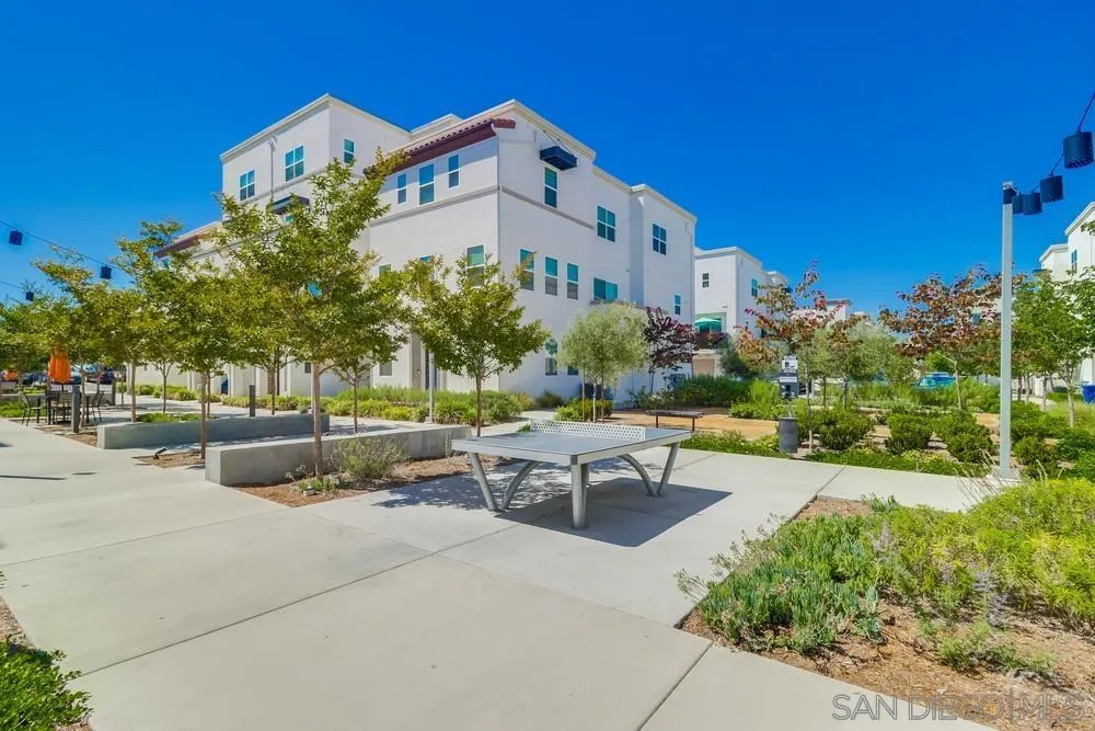 https://cdn.realtyfeed.com/cdn/127/250036665/35090f6e7130485e20cbe645afcf53a5.webp