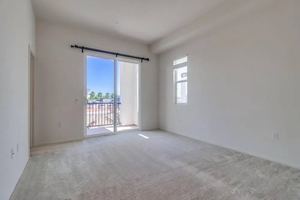 https://cdn.realtyfeed.com/cdn/127/250036665/6b8dfcff6e1c87dc822536403faa1ba7.webp