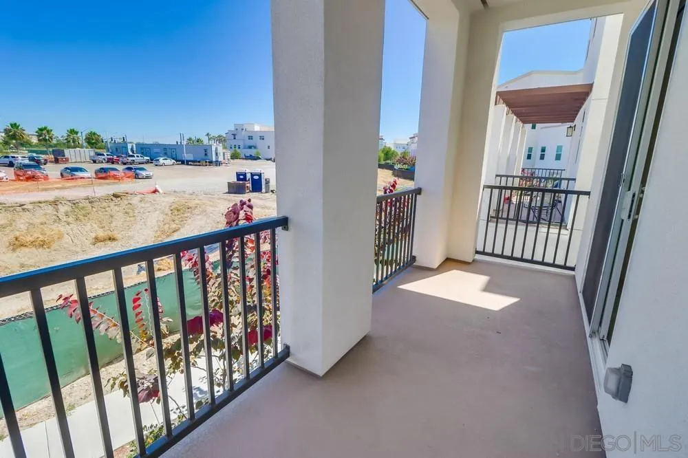 https://cdn.realtyfeed.com/cdn/127/250036665/7856b73407e0ebf1390b520dc5a3f052.webp
