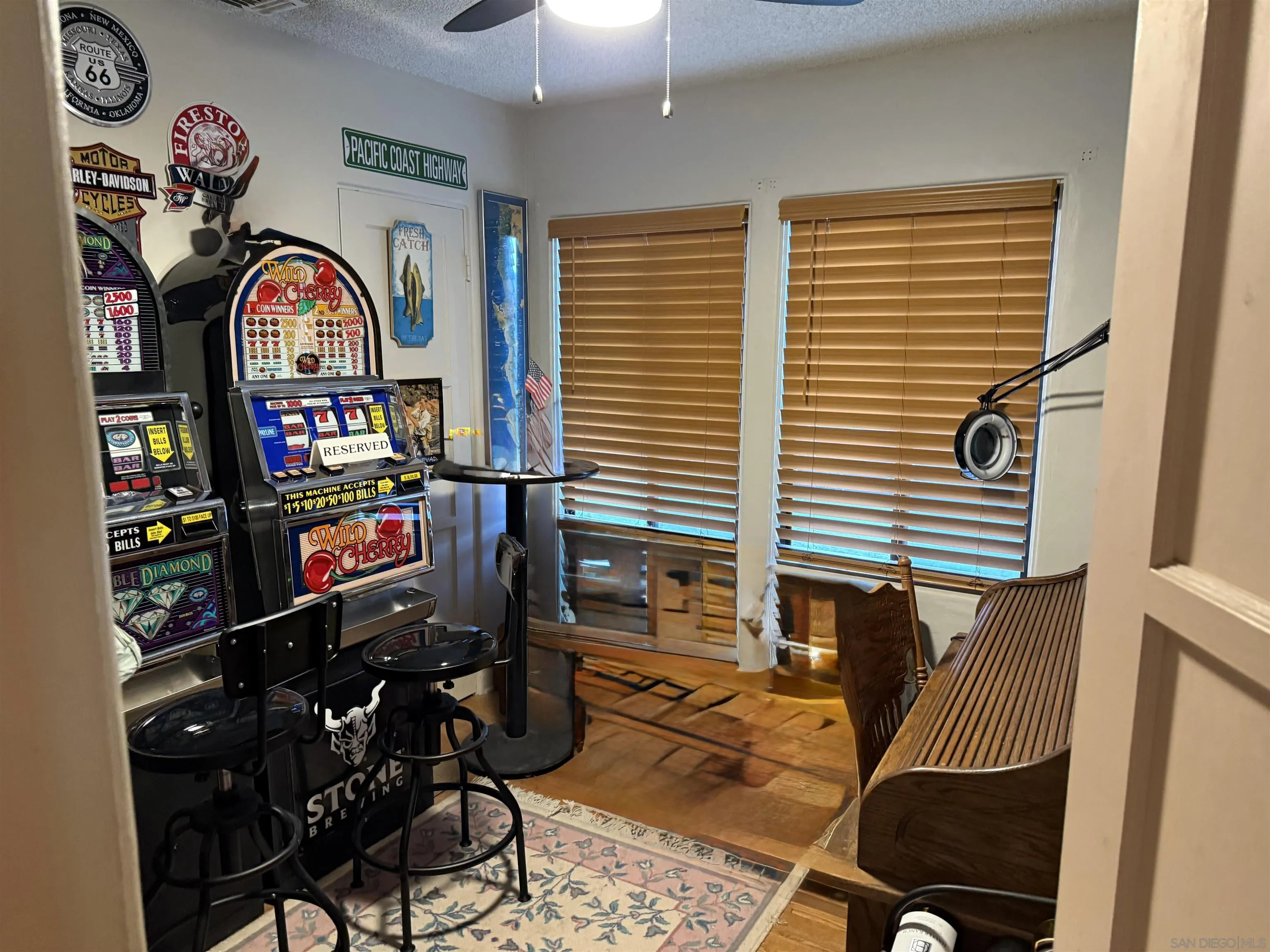 https://cdn.realtyfeed.com/cdn/127/250036668/2f79b515745d4d1f43bd2bb38b210031.webp