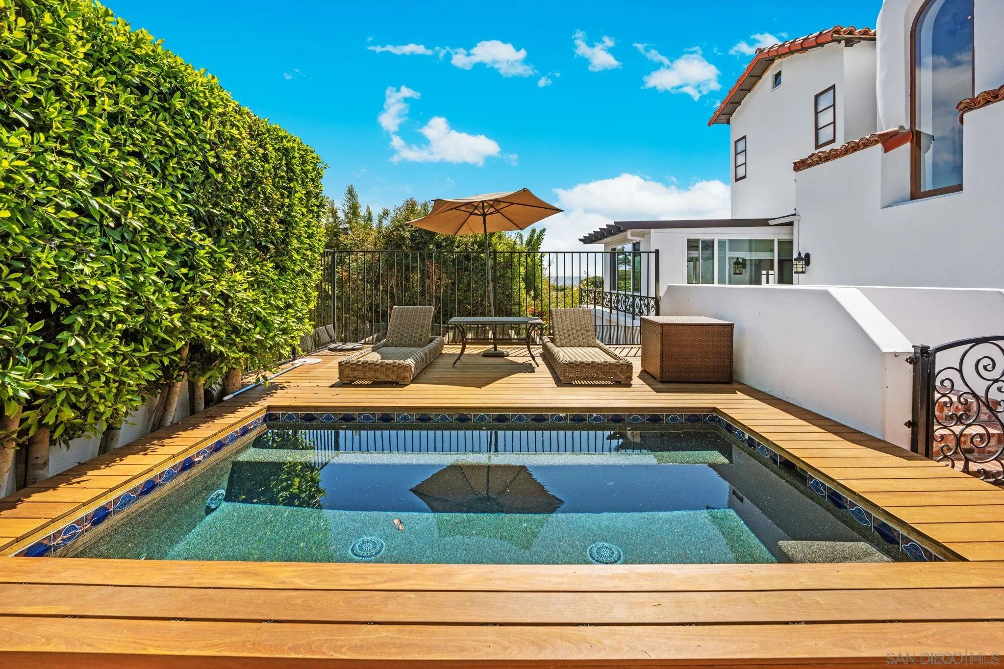 https://cdn.realtyfeed.com/cdn/127/250036673/00d3092bd0c4fc9021c3f5fe5cc15e1c.webp