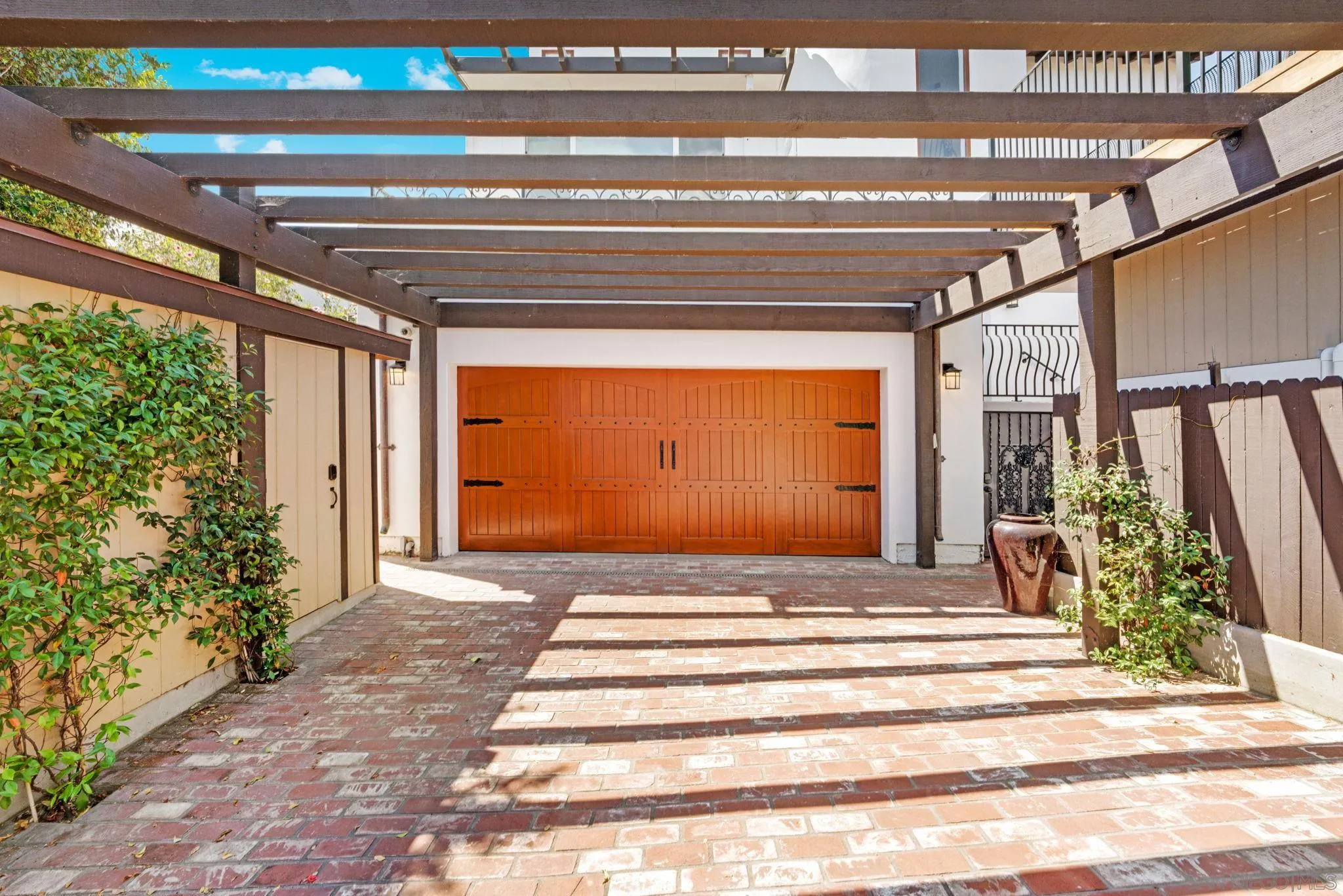 https://cdn.realtyfeed.com/cdn/127/250036673/127ef912fa20eb5d4dc52e8b9abfd4a1.webp