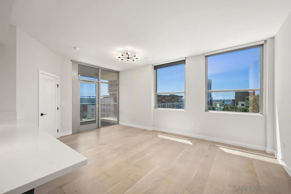 Photo #3: 250036674 Listing 