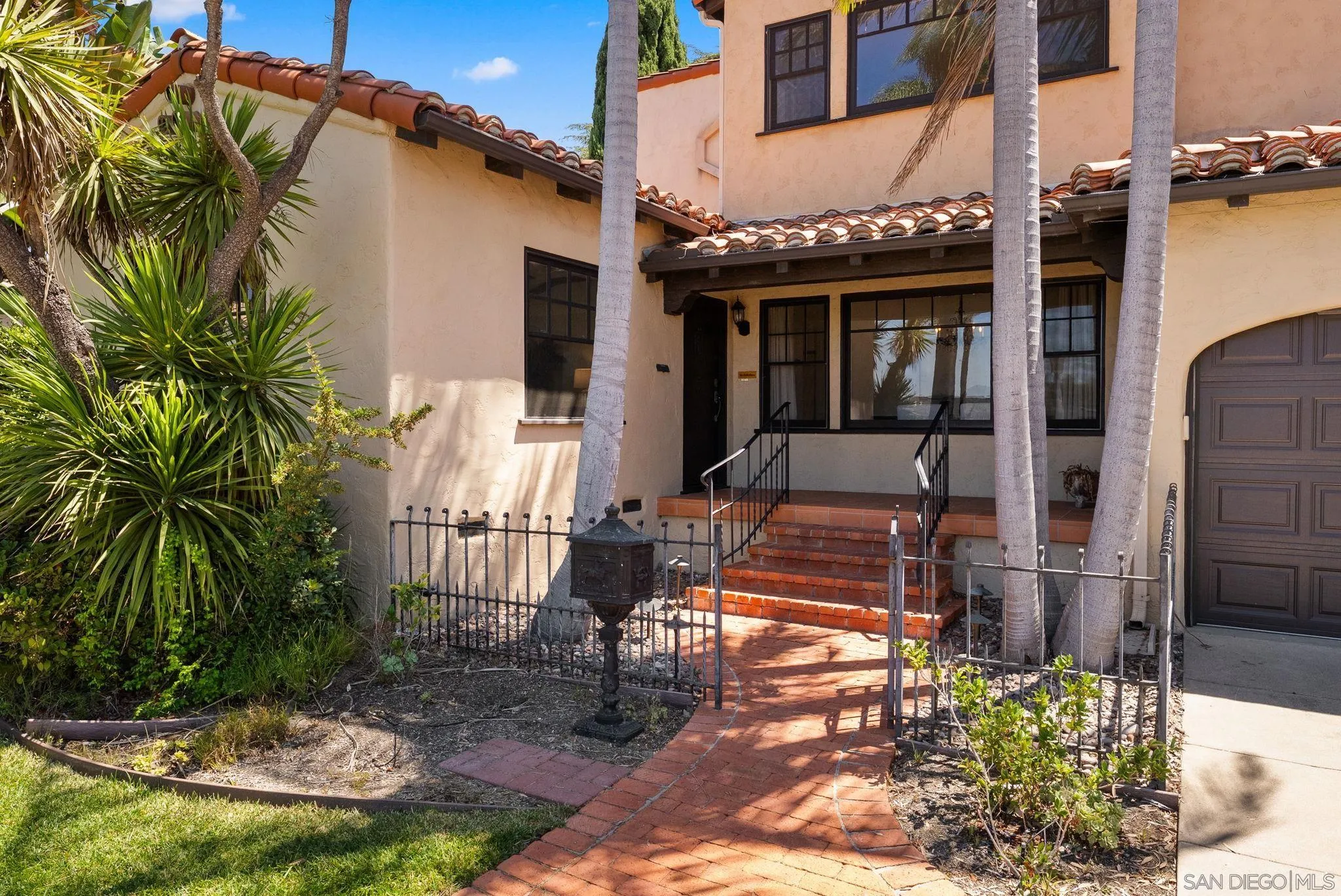 https://cdn.realtyfeed.com/cdn/127/250036678/15f89881bd5a8cc9172bd7e4e7fea840.webp