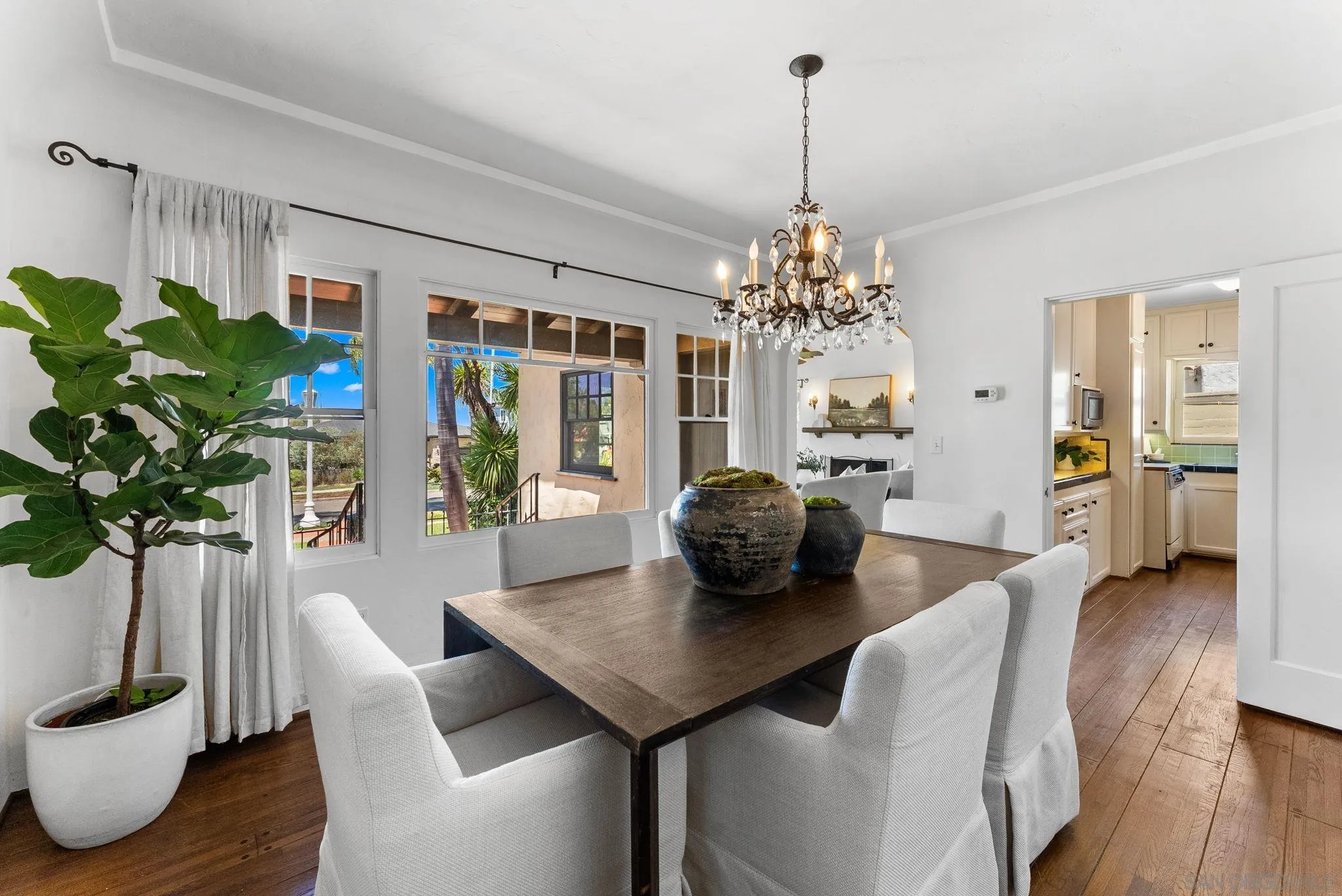 https://cdn.realtyfeed.com/cdn/127/250036678/912ca98b2ffe265eaf54ea1e40d6b28d.webp