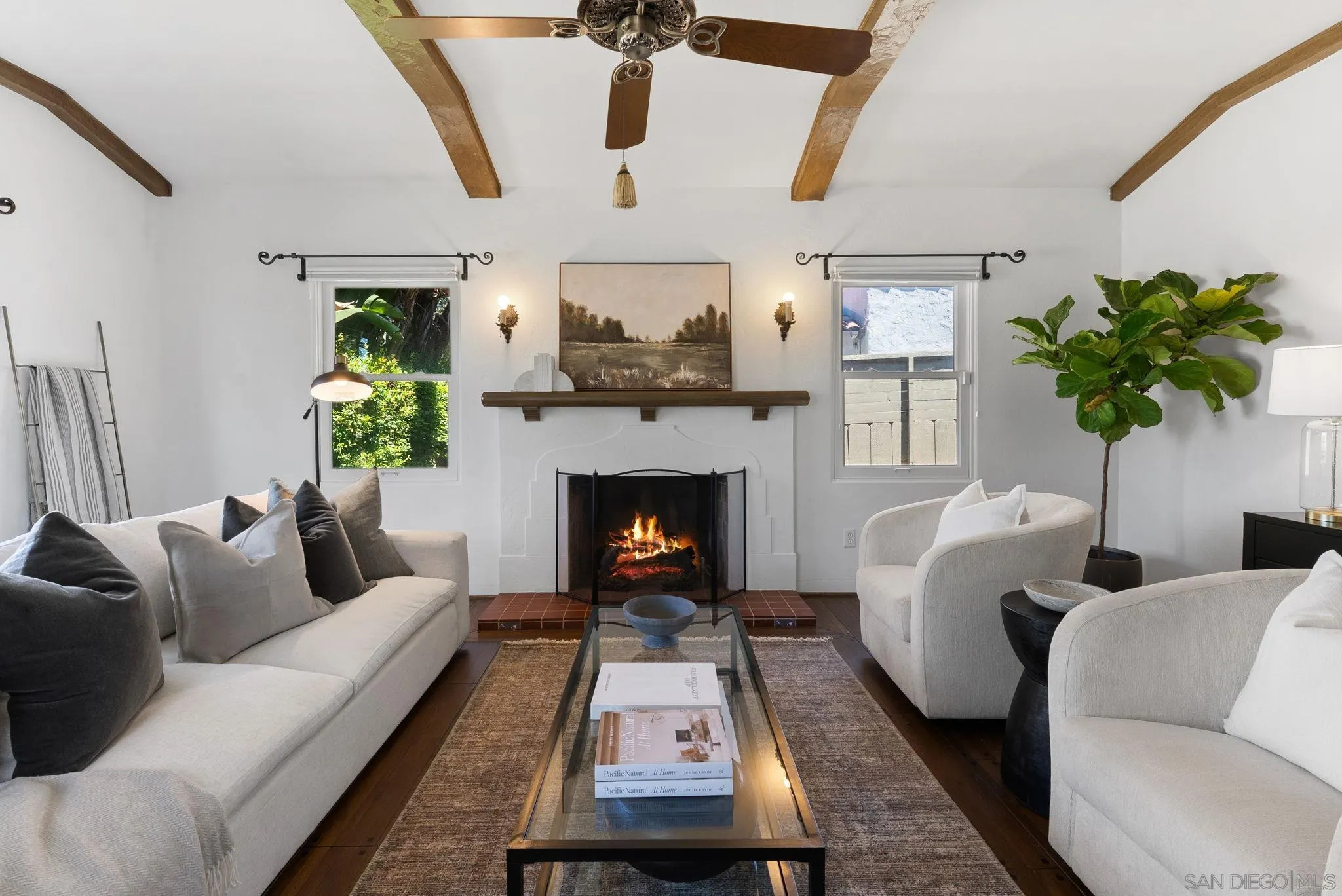 https://cdn.realtyfeed.com/cdn/127/250036678/b3e5d8a1ec2ccf5779e26f1cb41df96d.webp