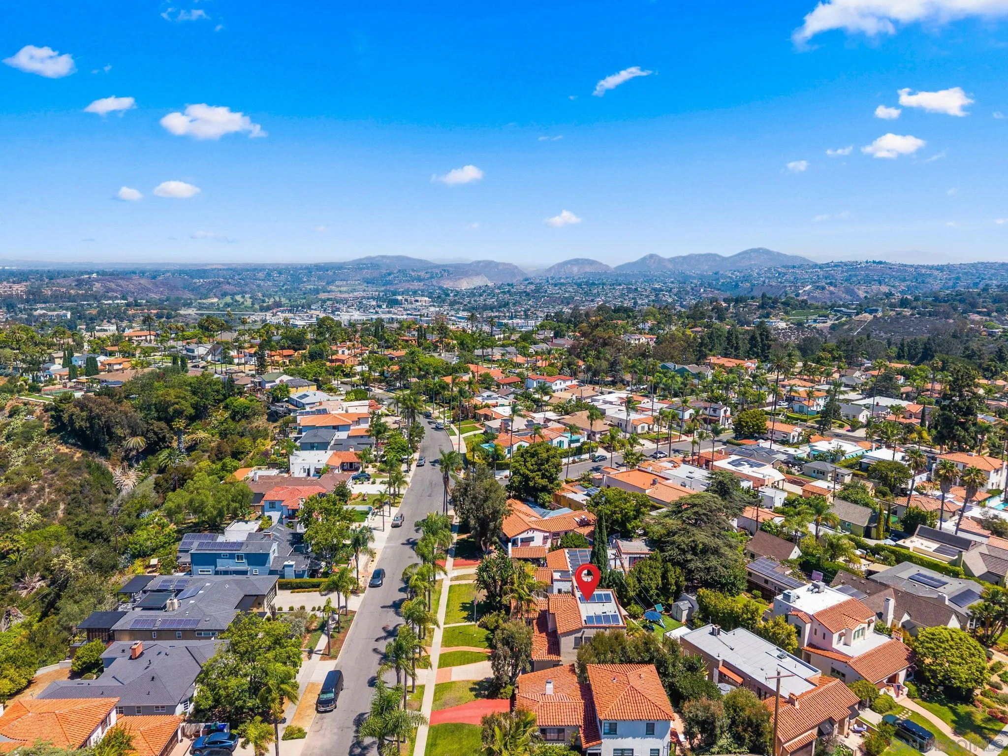 https://cdn.realtyfeed.com/cdn/127/250036678/fe9b6a6384c3a9ff4c34595802ec279e.webp