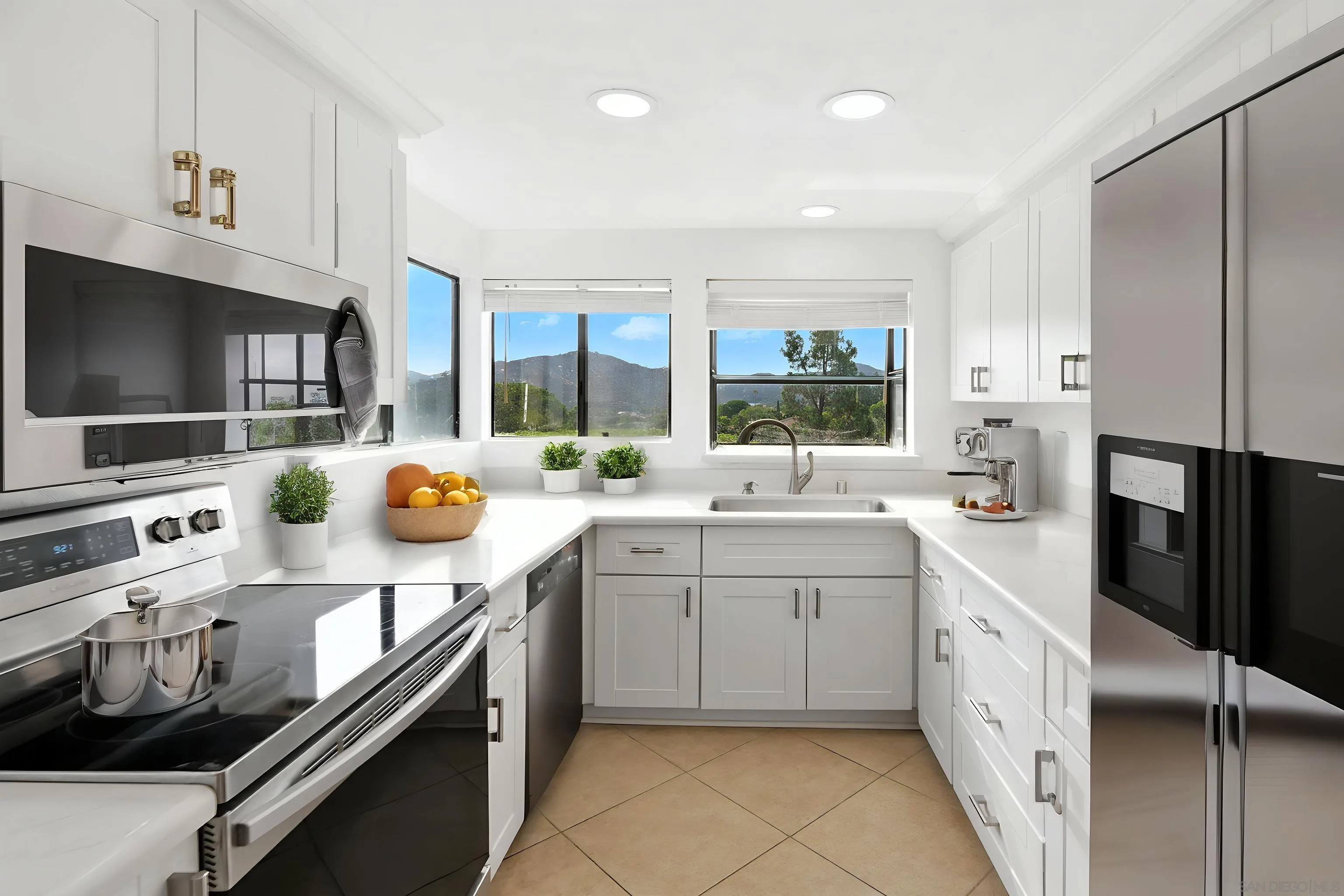 https://cdn.realtyfeed.com/cdn/127/250036679/08b9a9c0713e864cbde2bb4c845abf54.webp