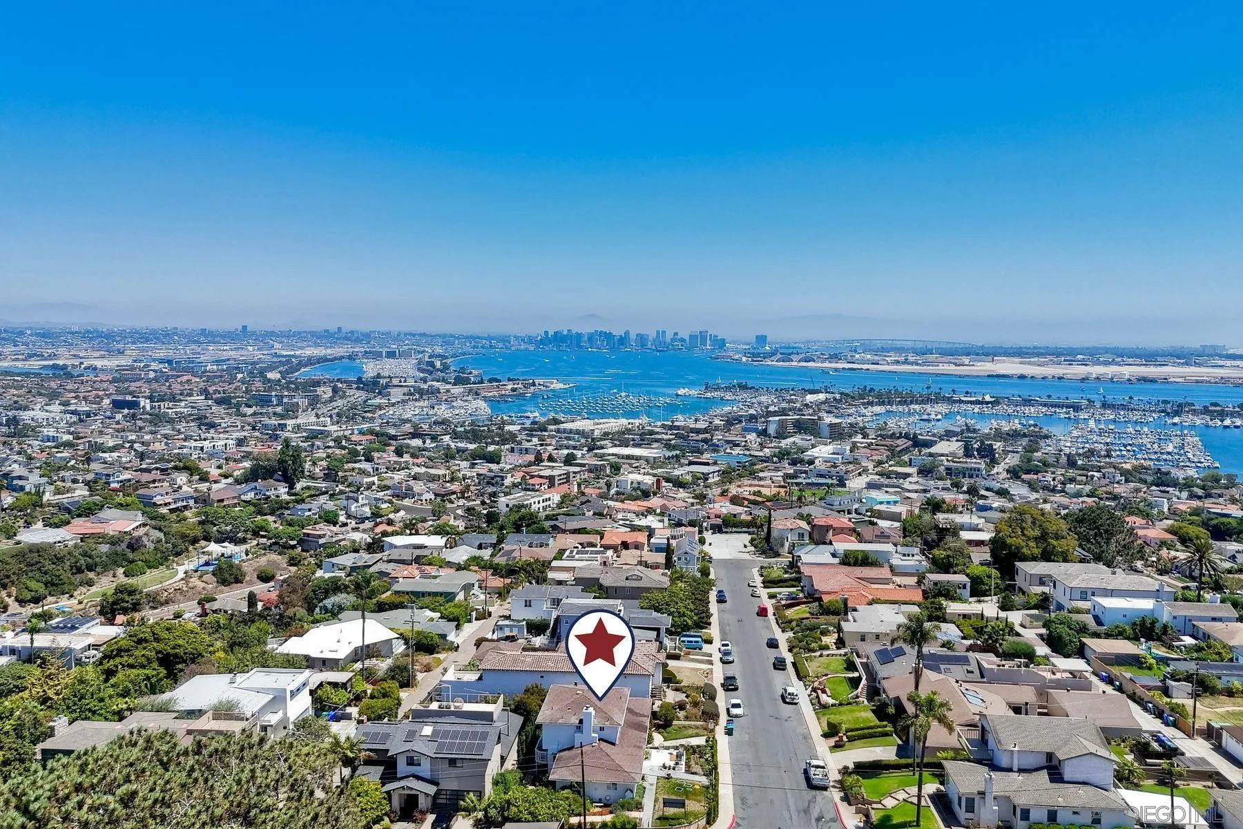 https://cdn.realtyfeed.com/cdn/127/250036680/3e8331f524b42c051f745d1094ad10f9.webp