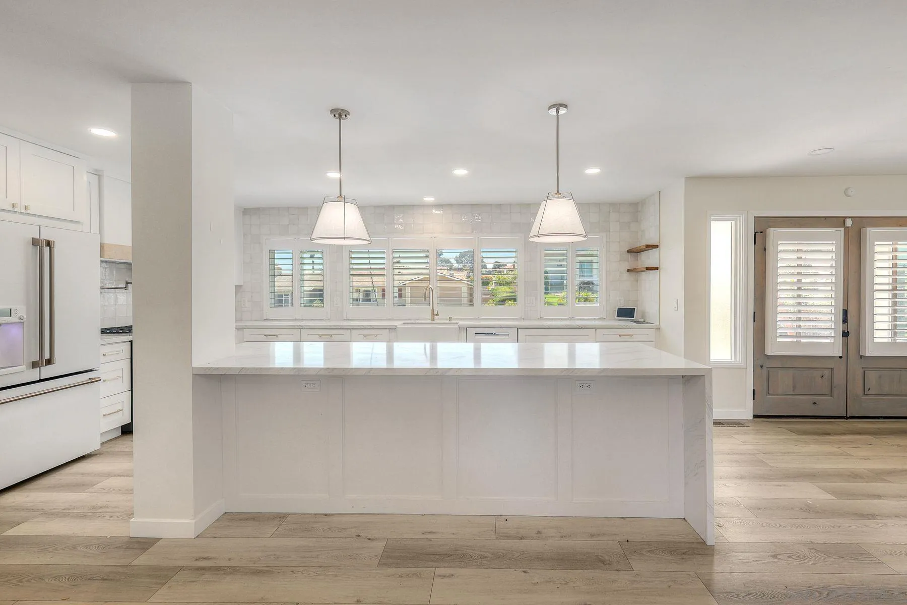 https://cdn.realtyfeed.com/cdn/127/250036680/77568611cd7ba8fa11860a1065254499.webp