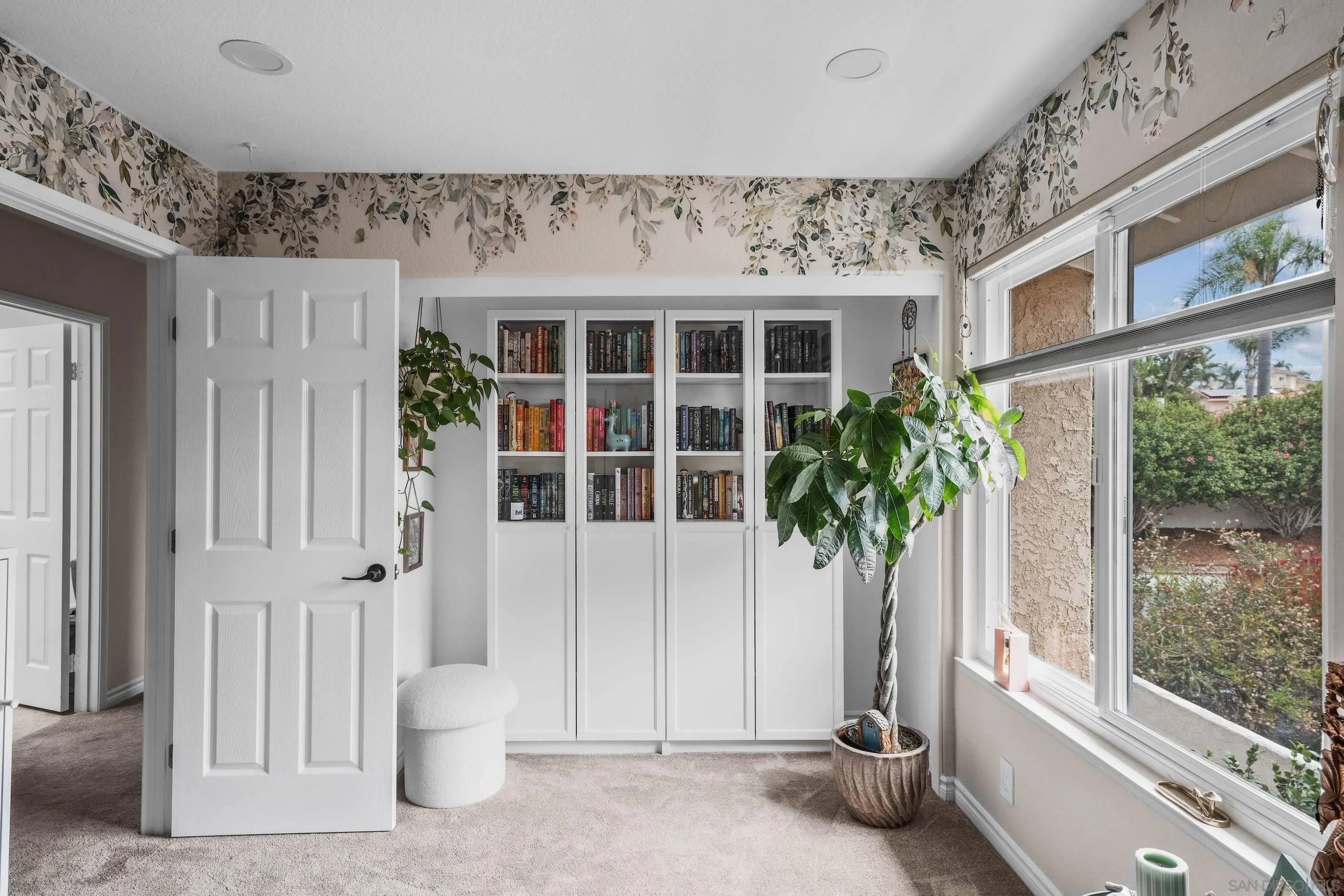 https://cdn.realtyfeed.com/cdn/127/250036684/8ab66d749457757805fa157192eaf7df.webp