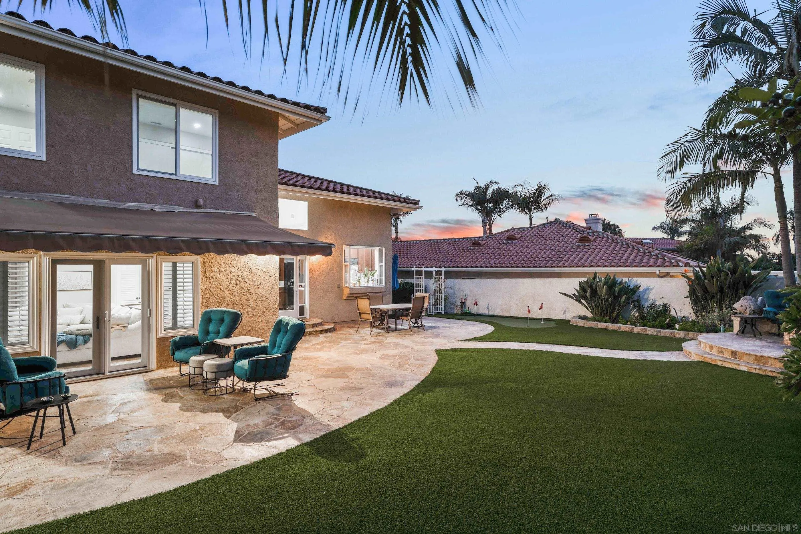 https://cdn.realtyfeed.com/cdn/127/250036684/cce6e6df7ffbb0a532eef219d35eebae.webp