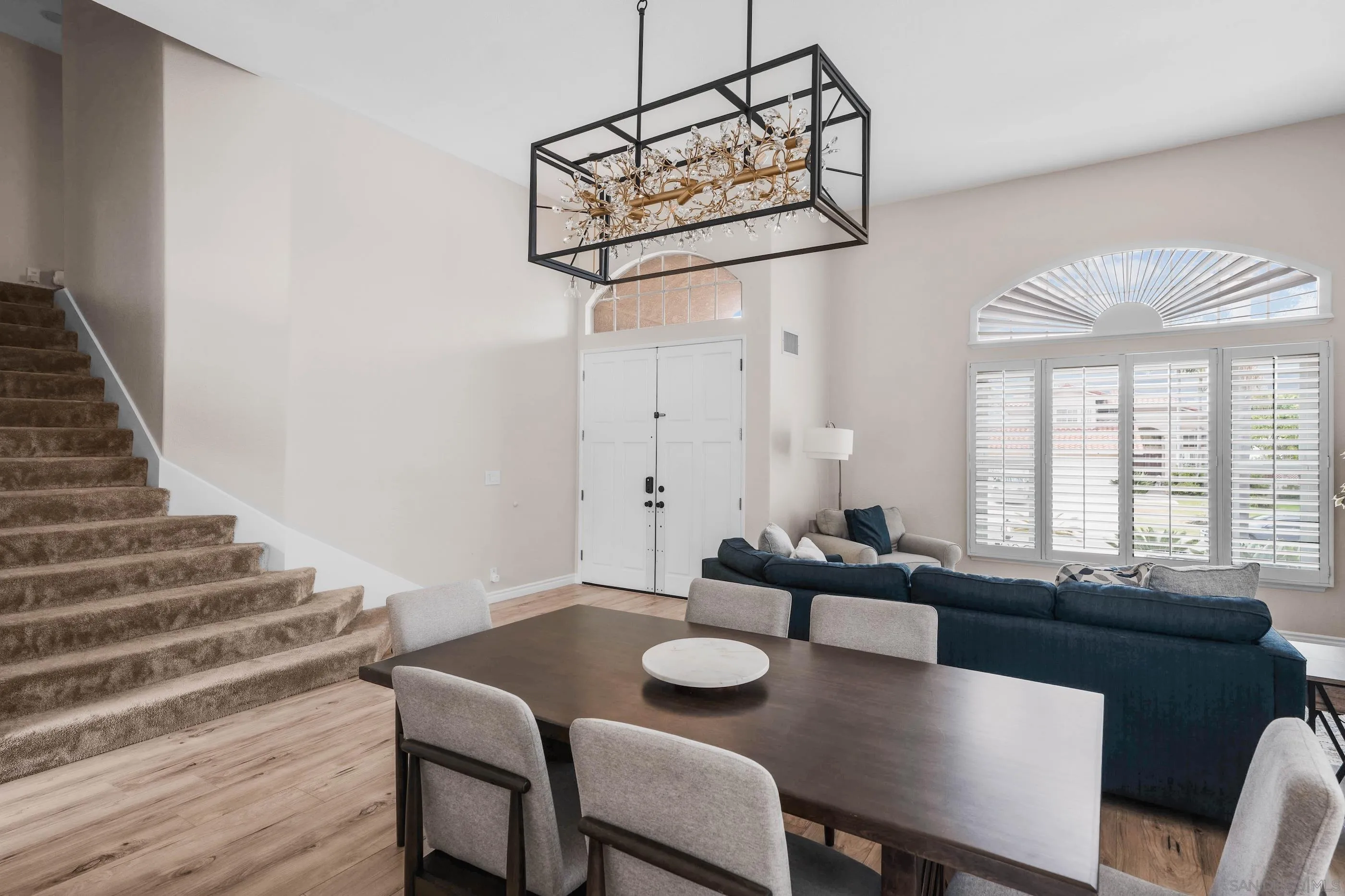 https://cdn.realtyfeed.com/cdn/127/250036684/d8e801cce2fad7e8e9be543d630bb00d.webp