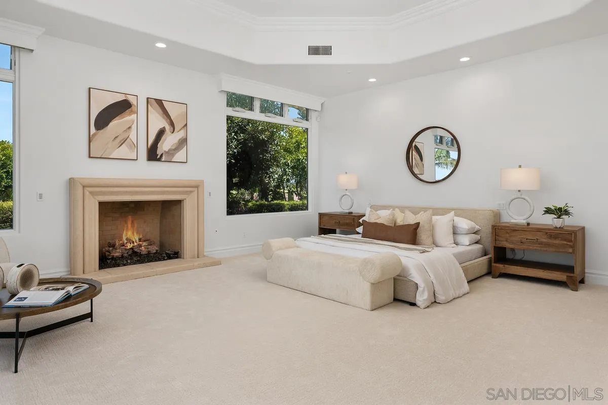 https://cdn.realtyfeed.com/cdn/127/250036686/f5e8bd849a96f74738555d68812f2620.webp