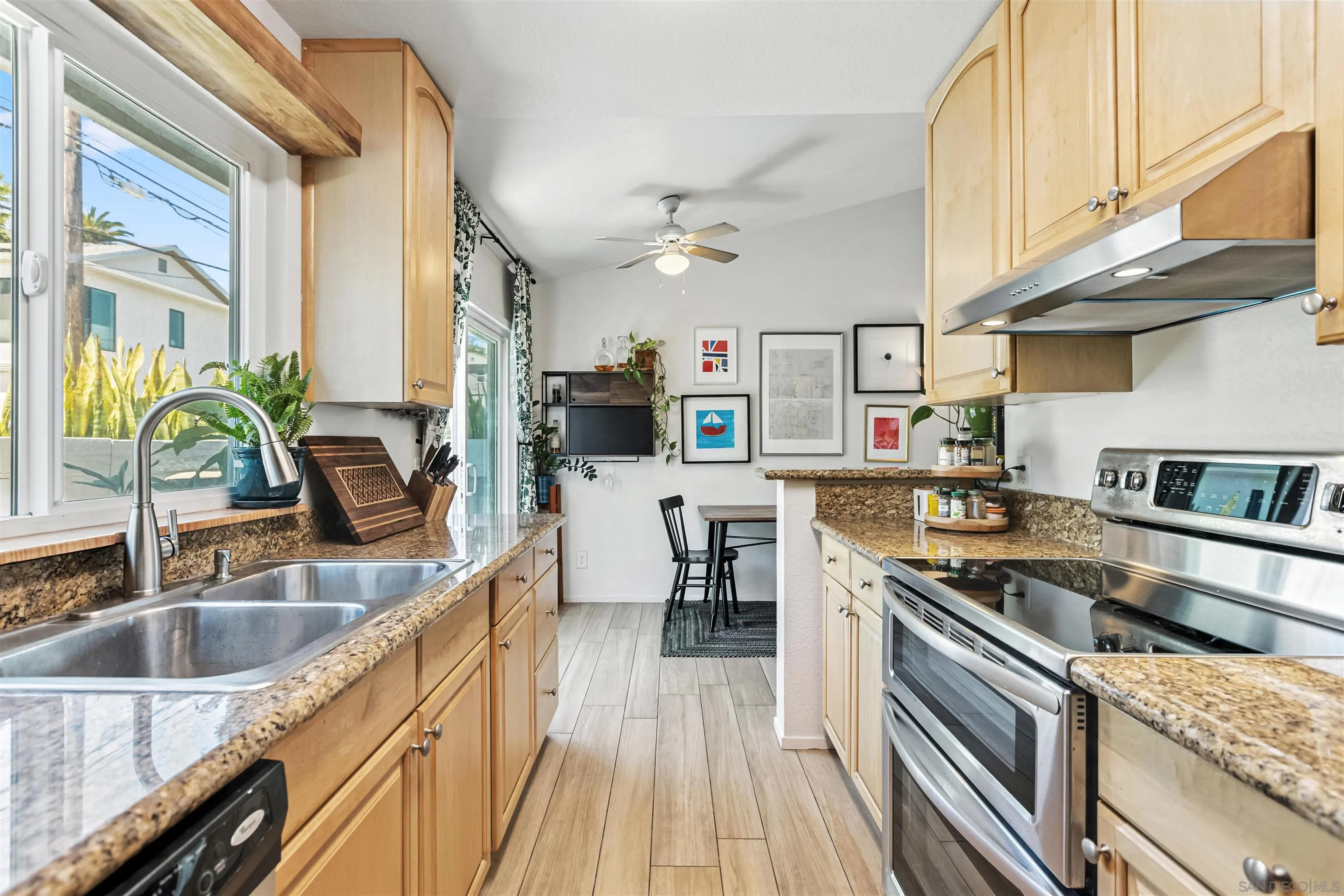 https://cdn.realtyfeed.com/cdn/127/250036687/214788169e96822a5daa2ece7e1b2dc3.webp
