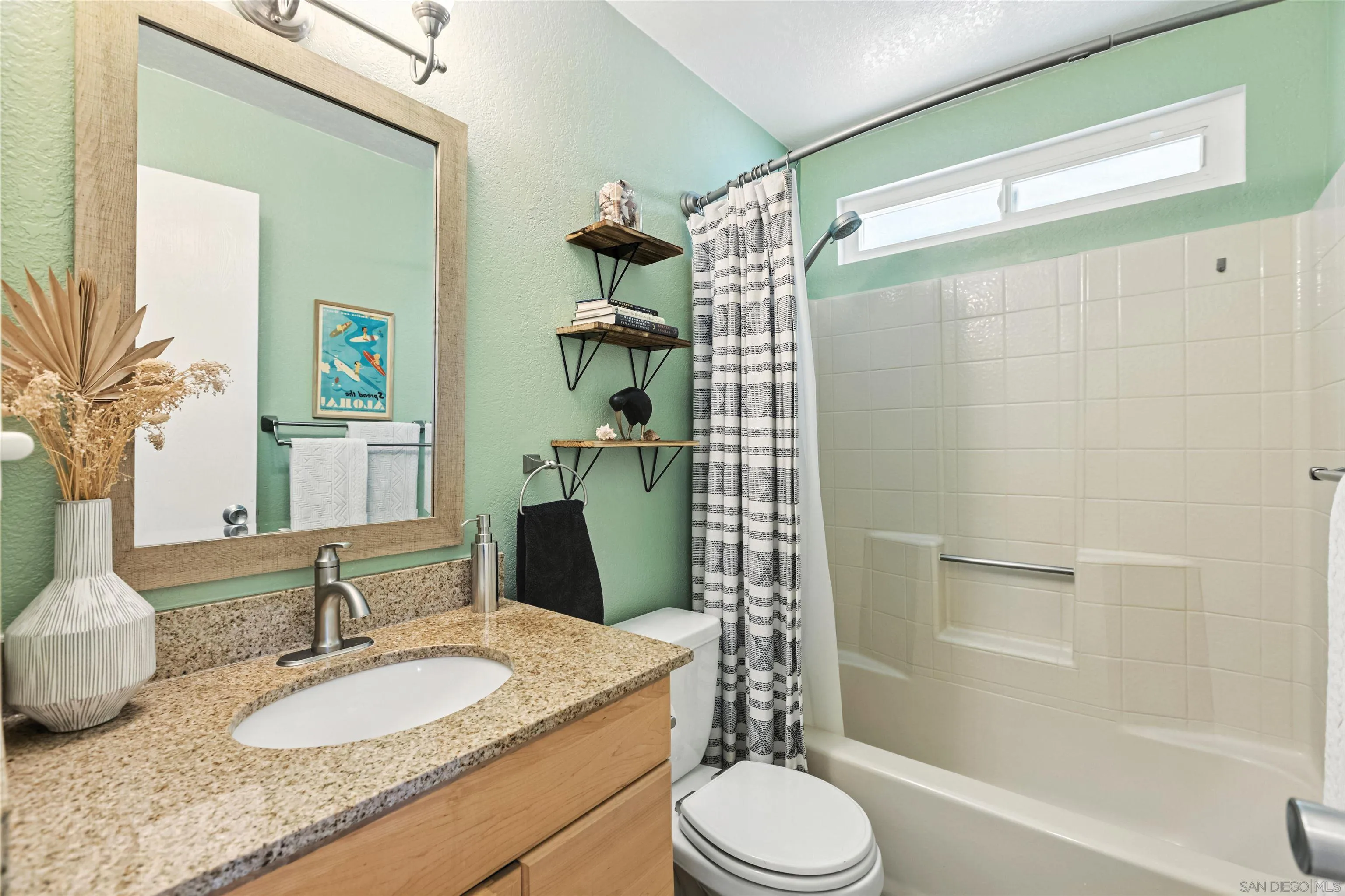 https://cdn.realtyfeed.com/cdn/127/250036687/949fd84ccdcb2f313db302e7e6389e7d.webp
