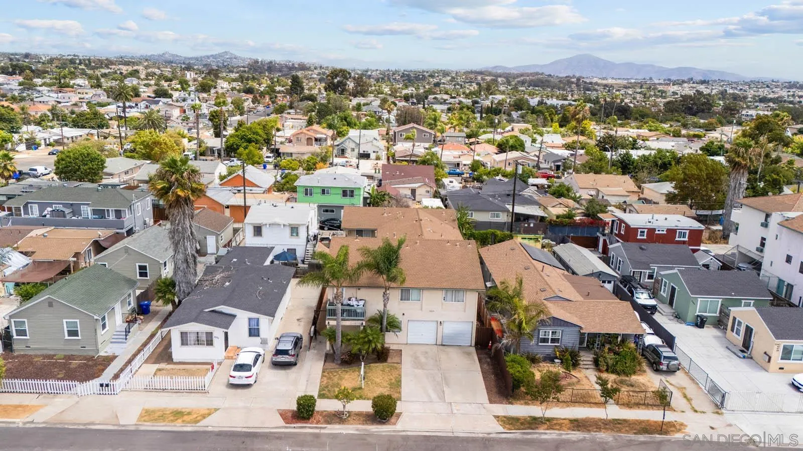 https://cdn.realtyfeed.com/cdn/127/250036689/279746b16e2767b358d163e43513407b.webp