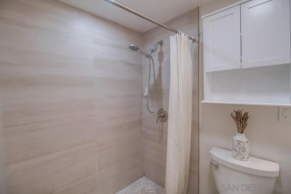 https://cdn.realtyfeed.com/cdn/127/250036690/3c0b0d6b25f466c636ff5fd72767cc39.webp