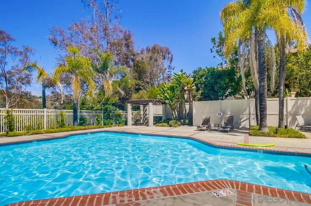 https://cdn.realtyfeed.com/cdn/127/250036690/5600aadb57b1910c3881fc64baca3dee.webp