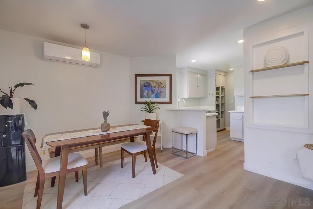https://cdn.realtyfeed.com/cdn/127/250036690/5b8ec353310917149613dc86a9675408.webp