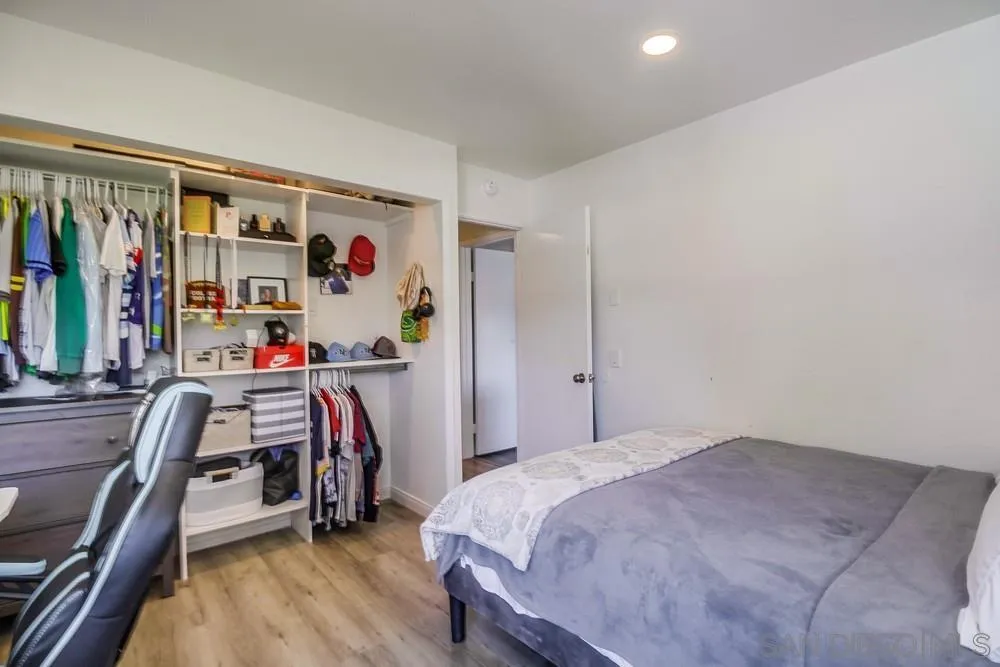 https://cdn.realtyfeed.com/cdn/127/250036690/c8019cff8c1b231e2454a97a063f28a0.webp