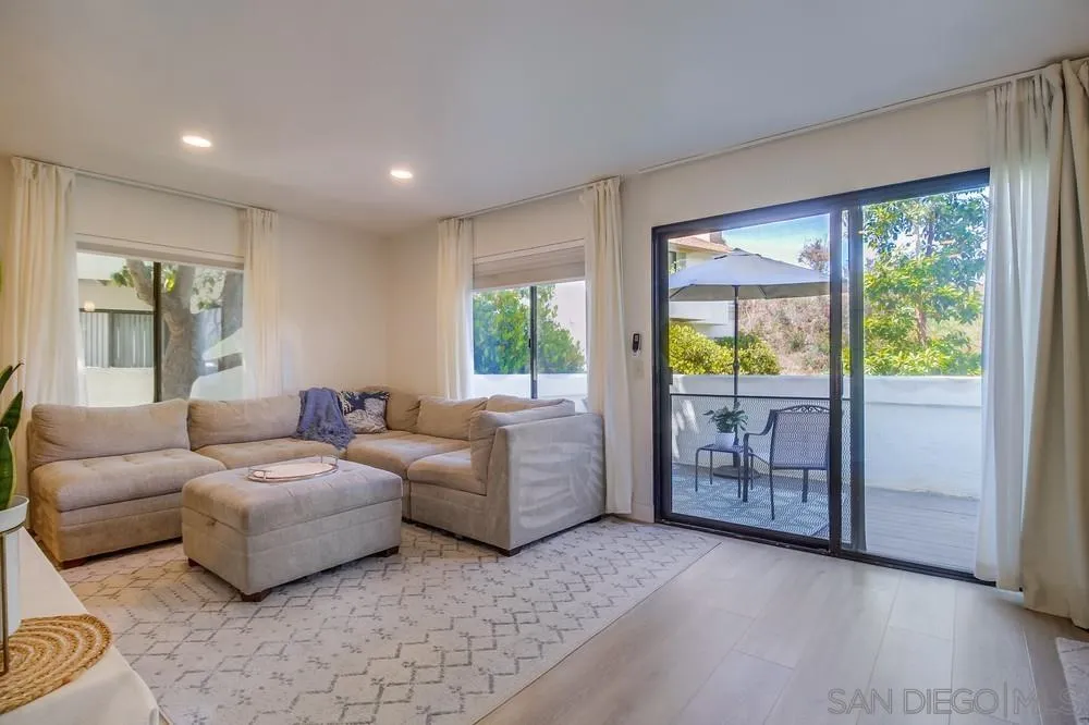 https://cdn.realtyfeed.com/cdn/127/250036690/c8e5b5dfdb187aa30e44307c122e2da1.webp
