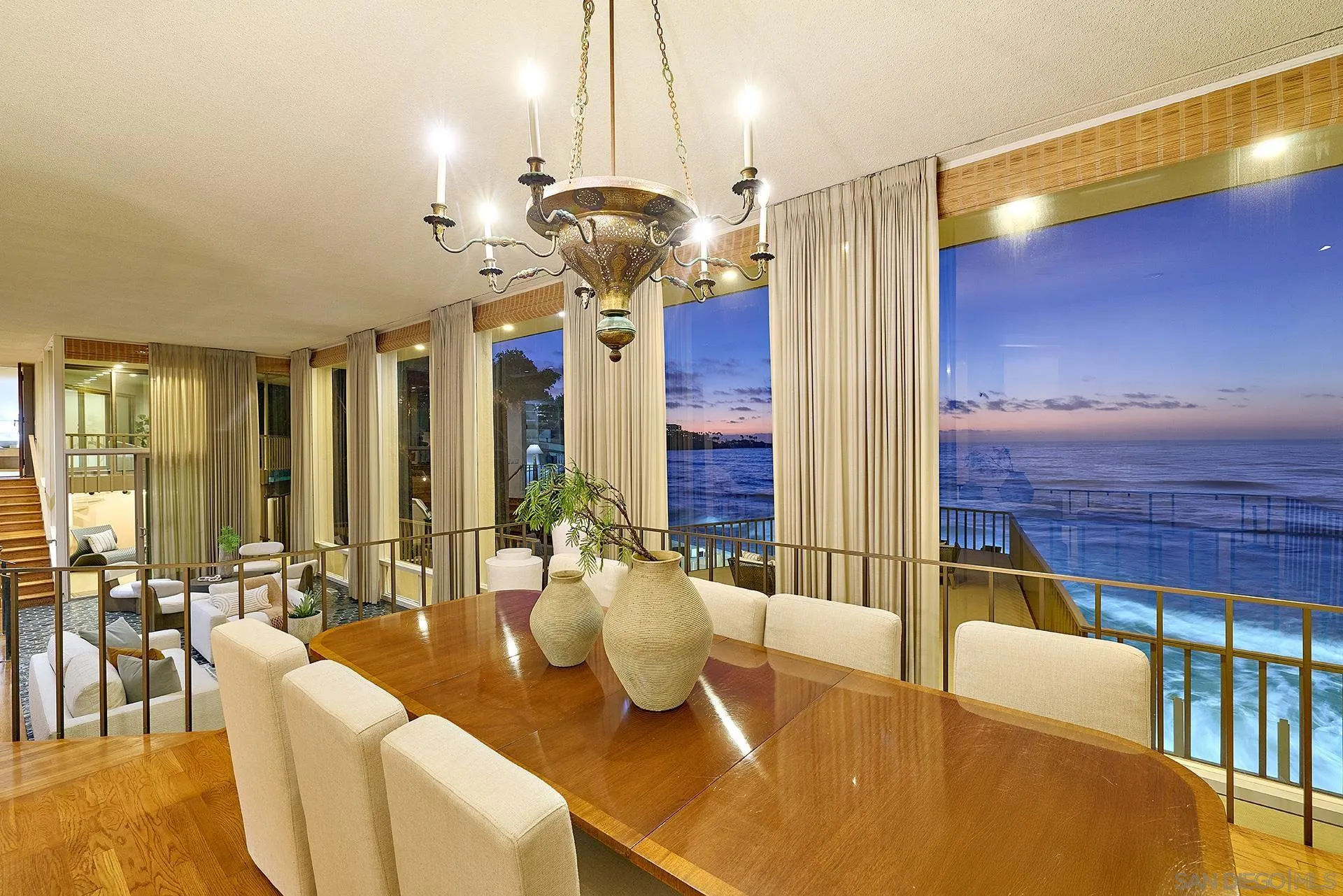 https://cdn.realtyfeed.com/cdn/127/250036694/33822cbf18ed6e1e4b8b9ac097c3a1a6.webp