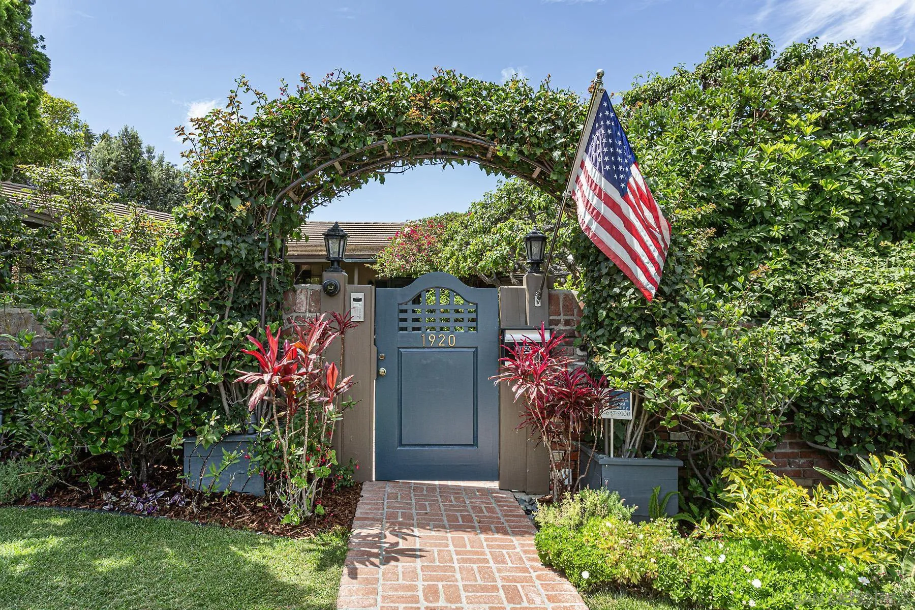 https://cdn.realtyfeed.com/cdn/127/250036694/9914c30899aad4eb36a0fcdc6ac9ac03.webp