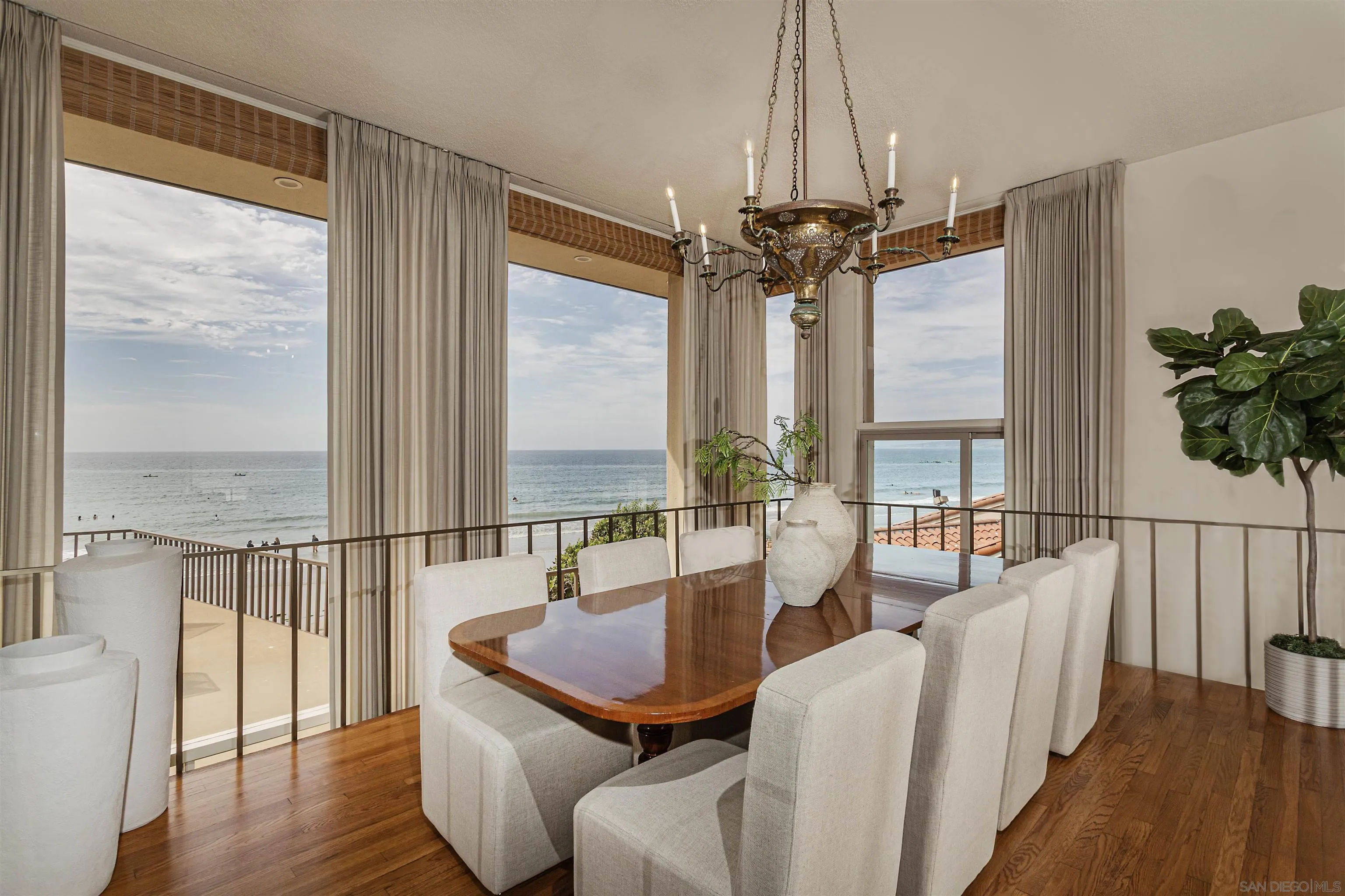 https://cdn.realtyfeed.com/cdn/127/250036694/99e820444cd99146172c45bad8664fab.webp