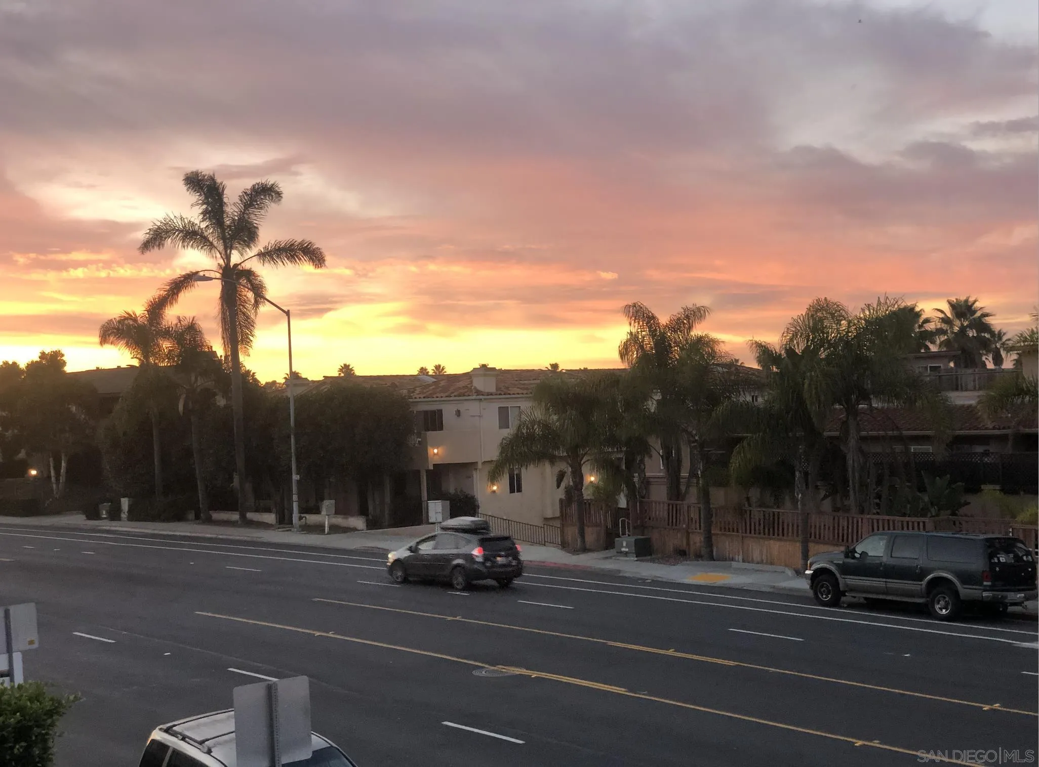 https://cdn.realtyfeed.com/cdn/127/250036698/6a69aa1444af8305a1335ebd20259b5e.webp
