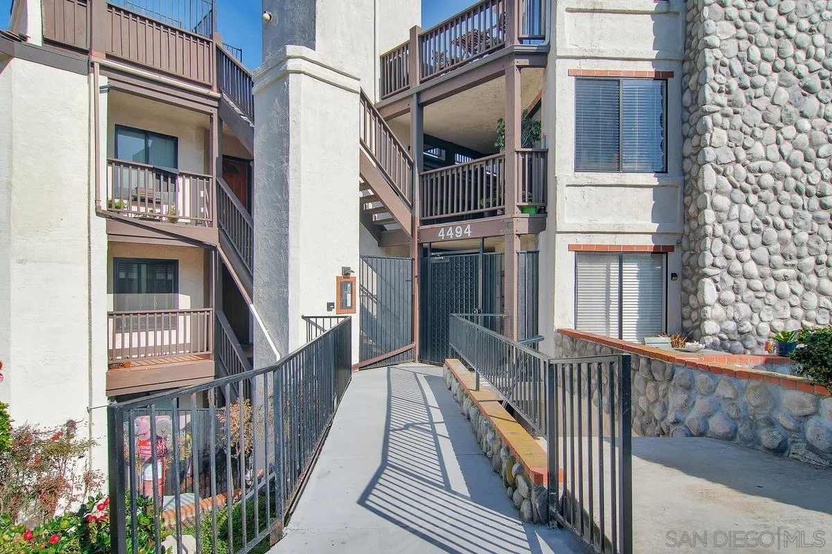 https://cdn.realtyfeed.com/cdn/127/250036698/848e55fecc3d390661790911f2938d55.webp