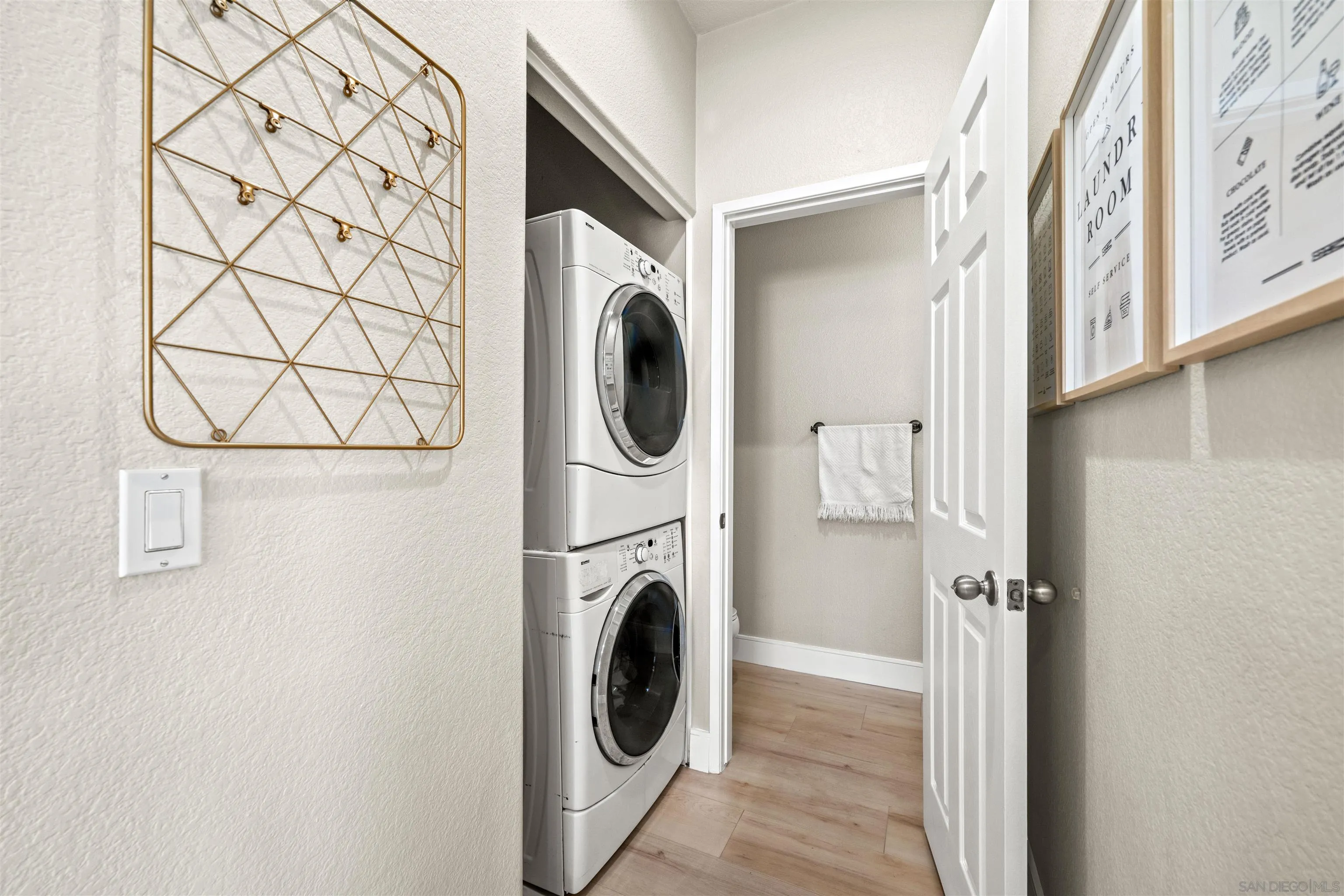 https://cdn.realtyfeed.com/cdn/127/250036699/32d2304ad5fd2dc9bfdfba760fee330b.webp