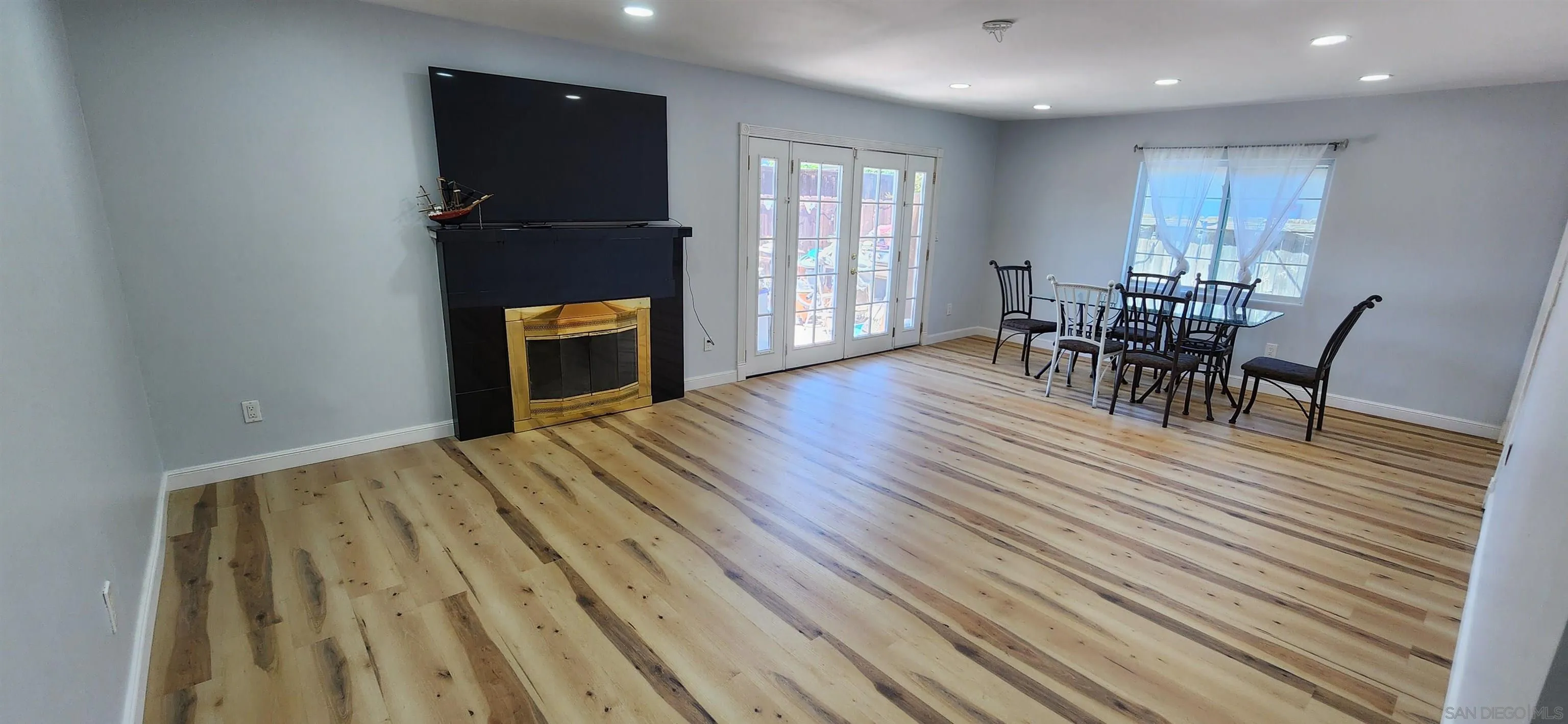 https://cdn.realtyfeed.com/cdn/127/250036700/256aada8c50aab064311c5623201a1c2.webp