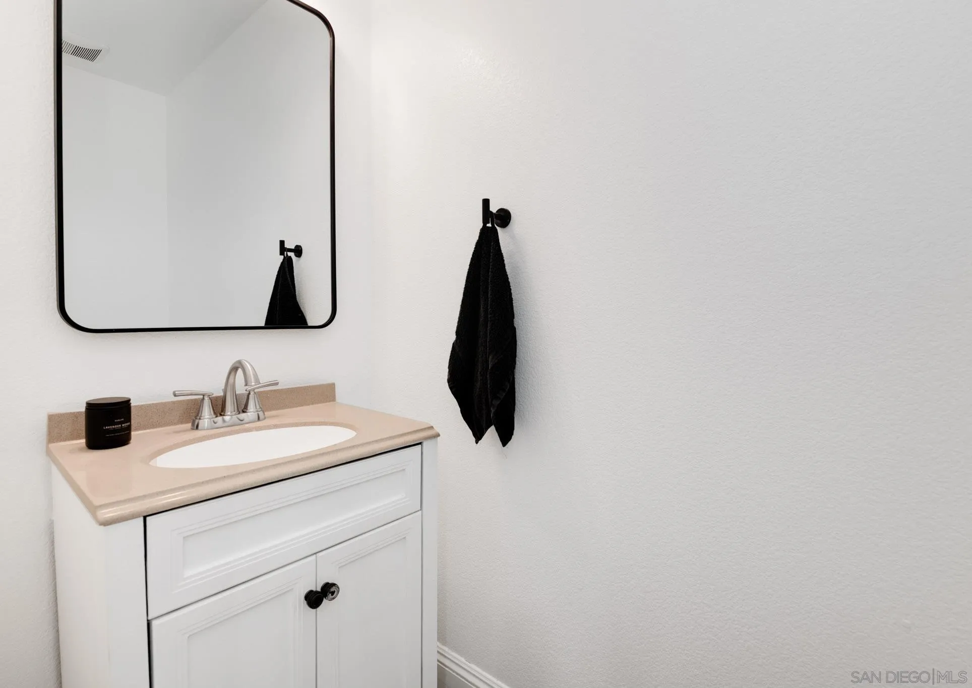 Photo #6: 250036701 Listing 