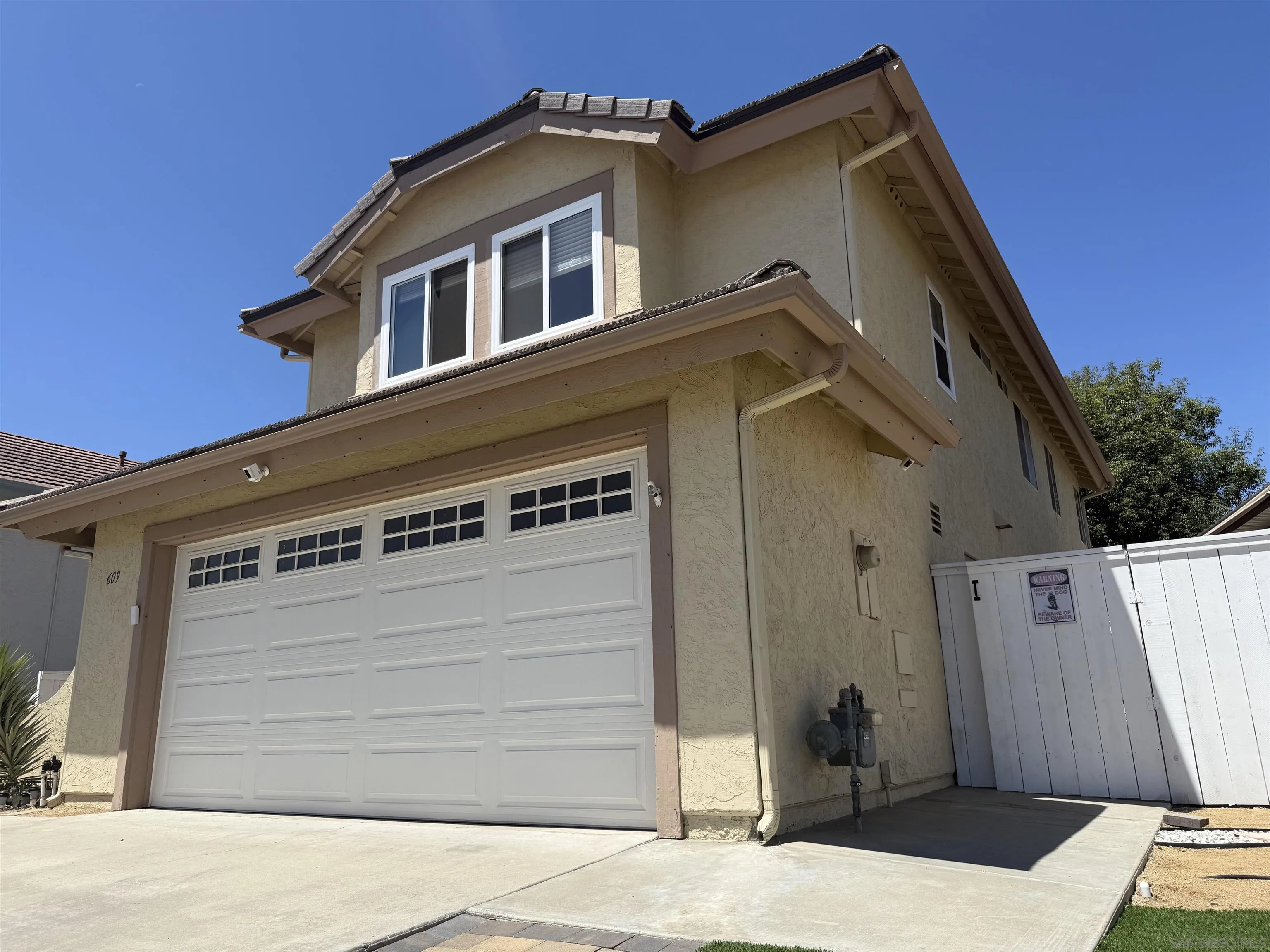 https://cdn.realtyfeed.com/cdn/127/250036702/0f44f9a319d899ea39a2365cd0065b98.webp